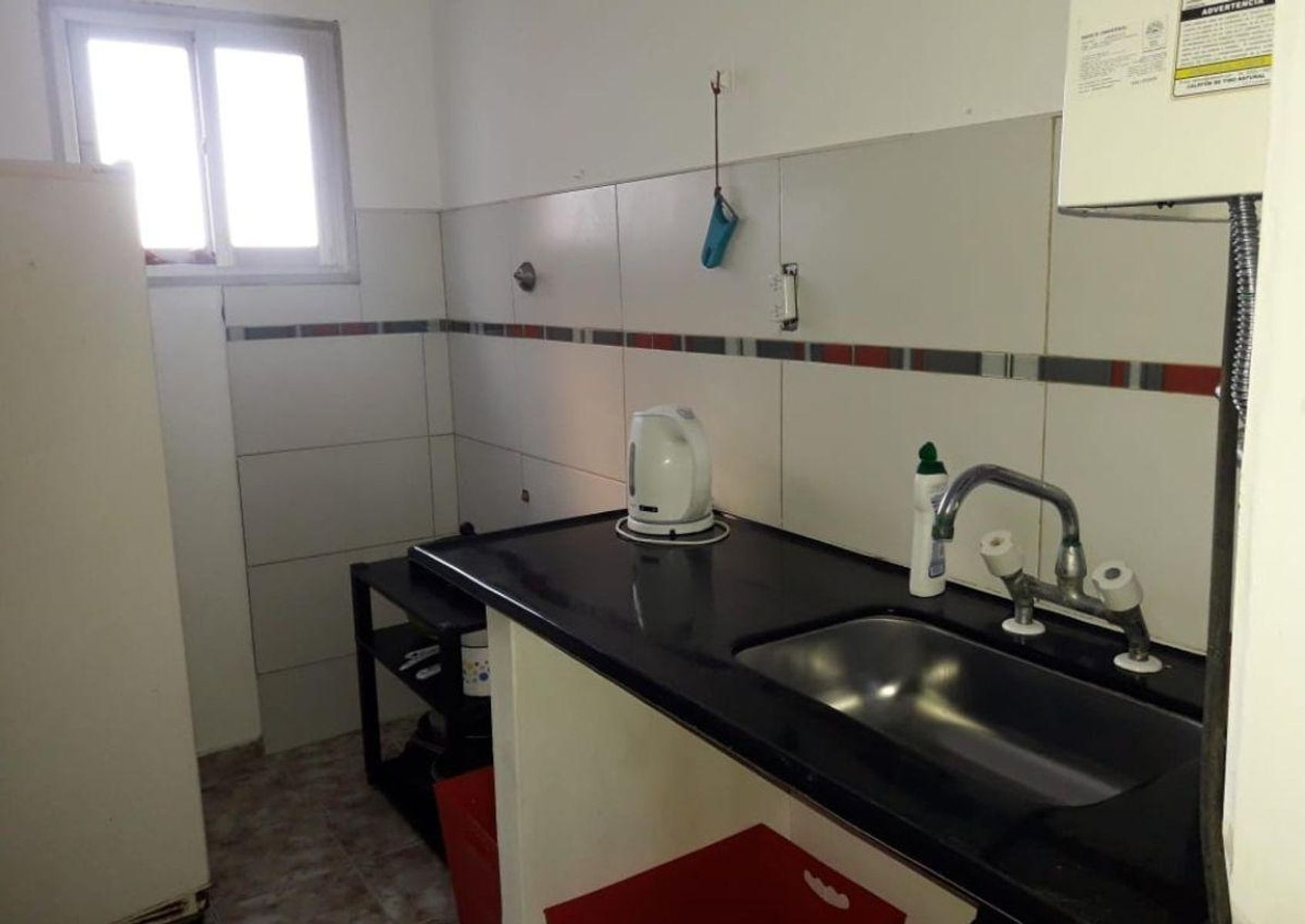 SE VENDE MONOAMBIENTE AMOBLADO EN SANTA TERESITA
