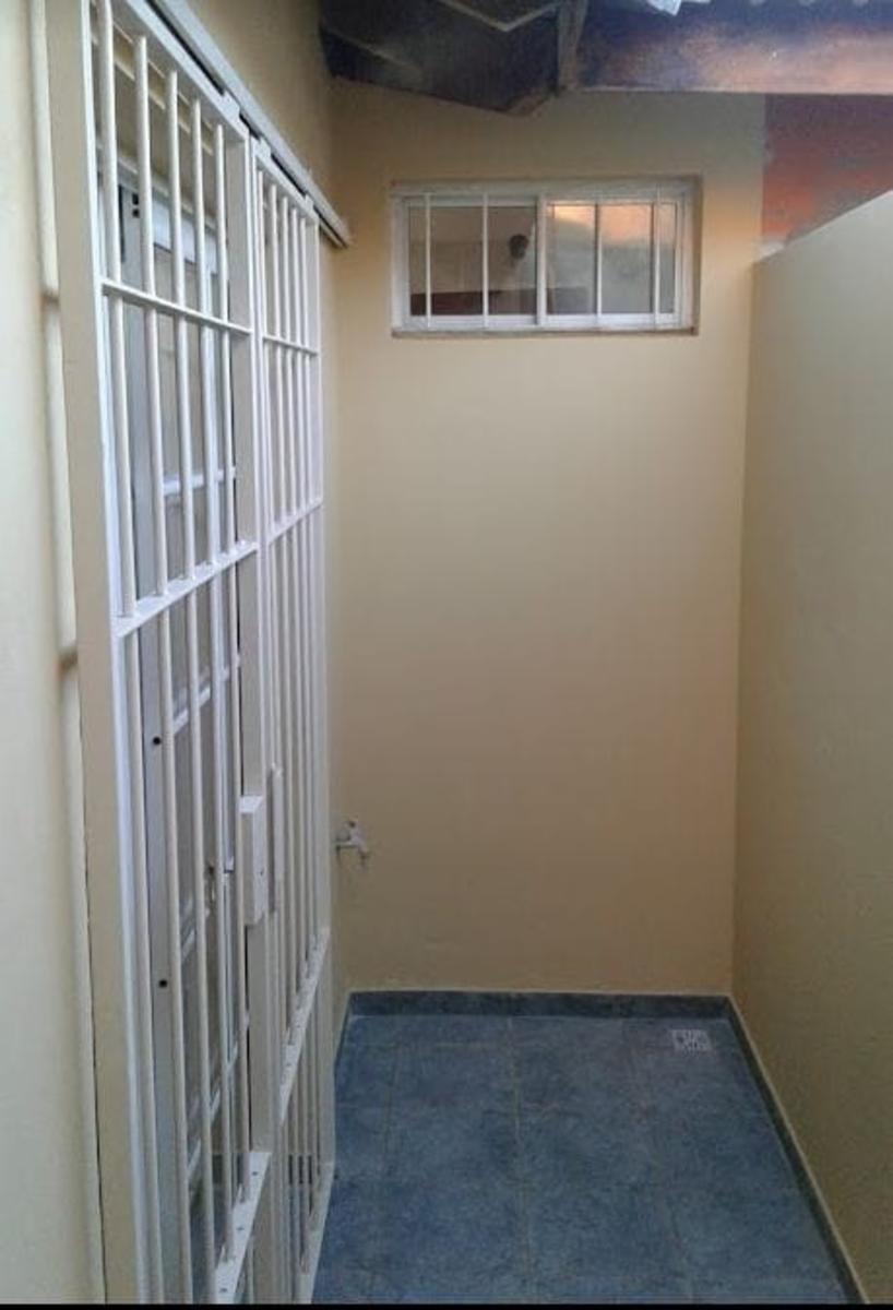 DALMACIO VELEZ SARFIELD 738 · Morón — foto 3