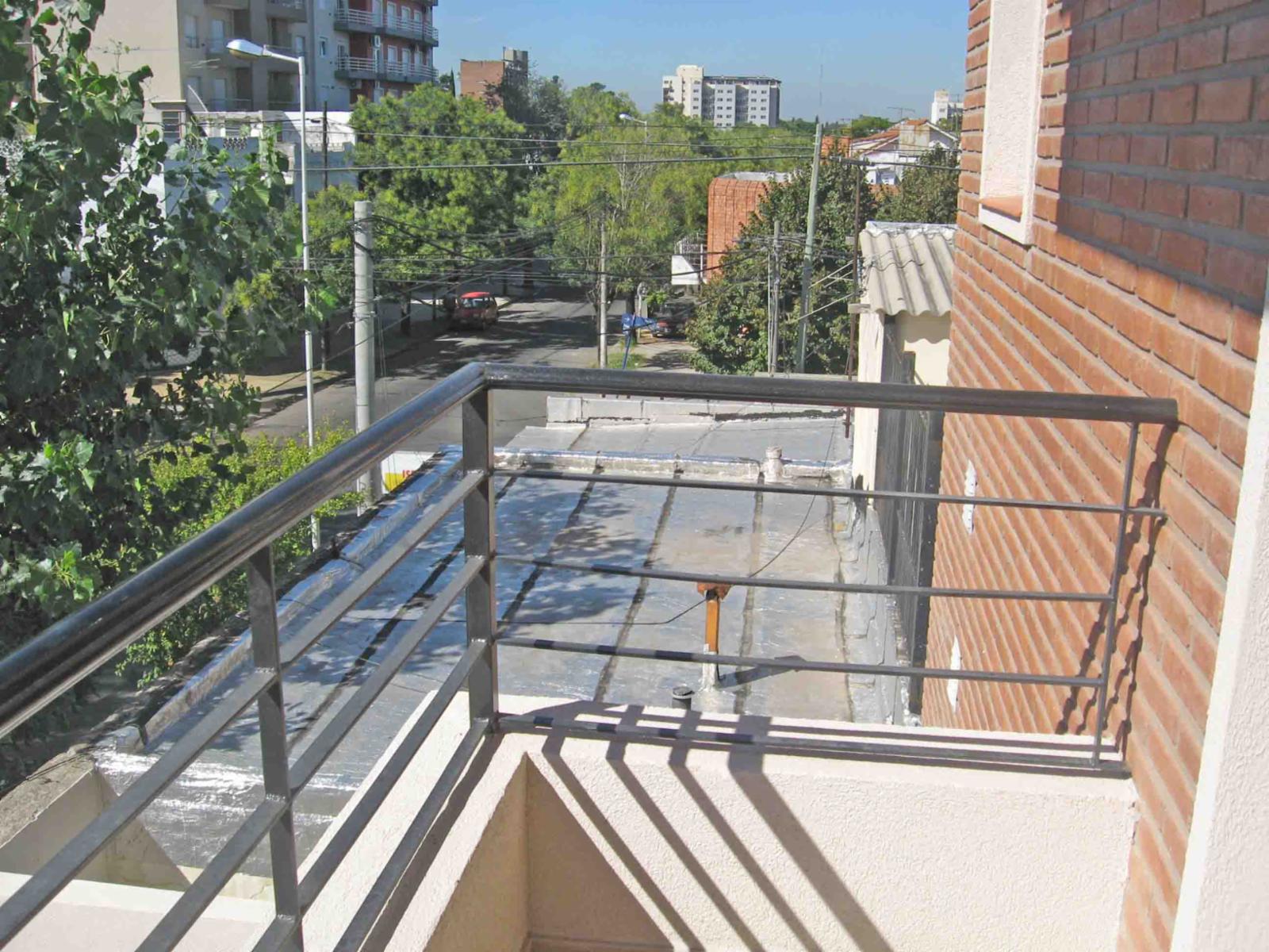 Republica Oriental del Uruguay al 600 · Morón — foto 6