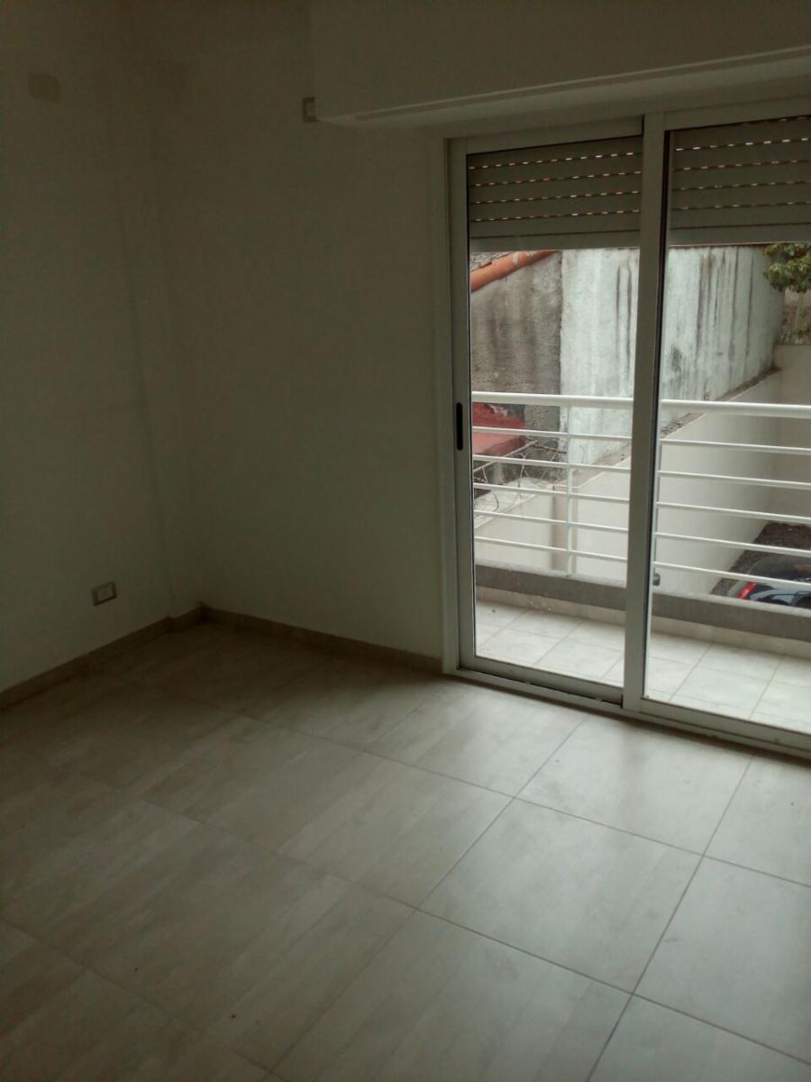Santiago del Estero 6838 1° C · San Martín — foto 4