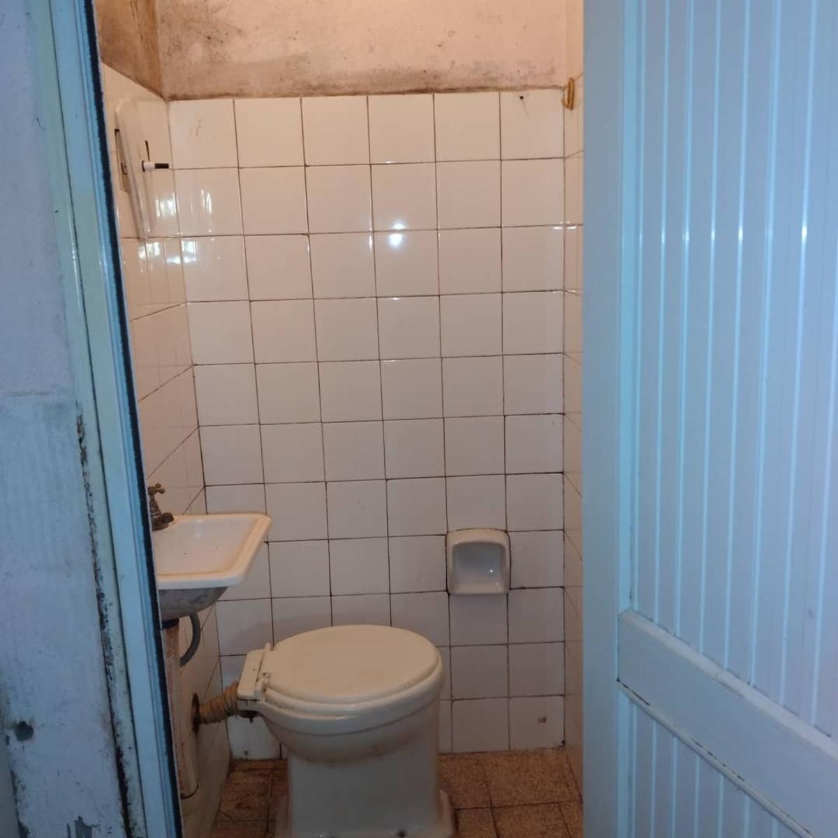 BERON DE ASTRADA 5680 · La Matanza — foto 9