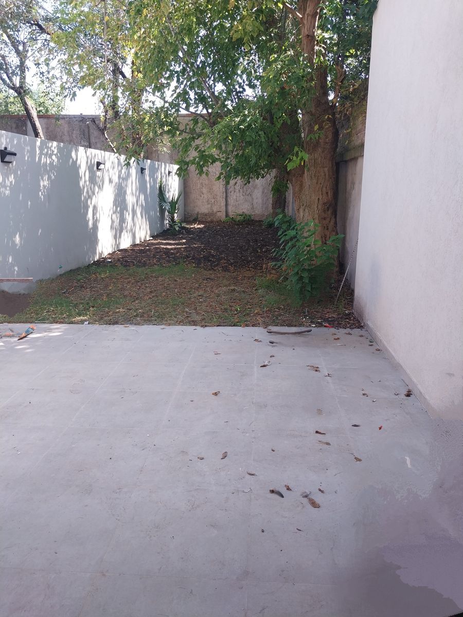 FRANCISCO NARCISO DE LAPRIDA 265 · Ituzaingó — foto 8