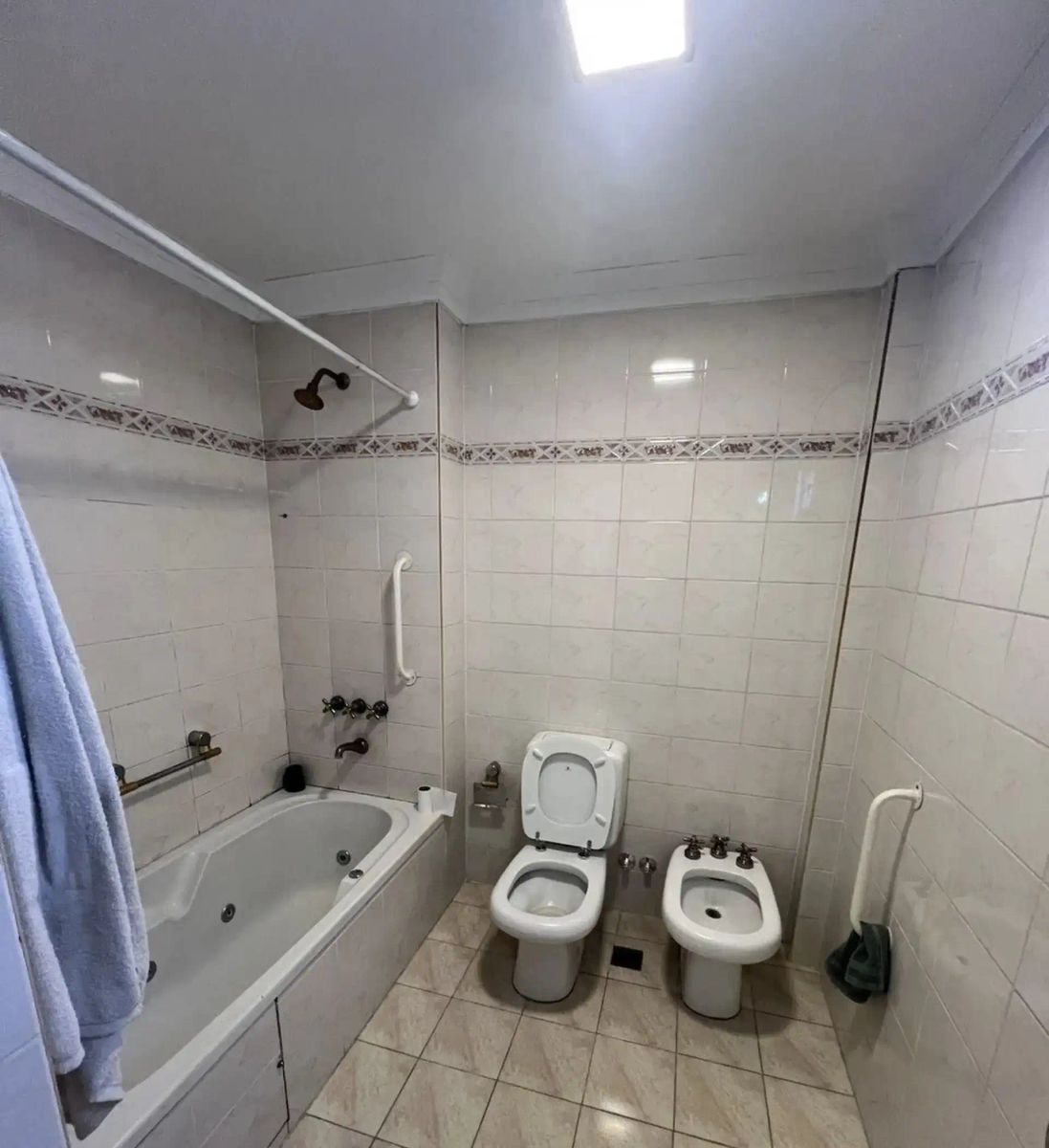 Bartolomé Mitre 700 · Morón — foto 17