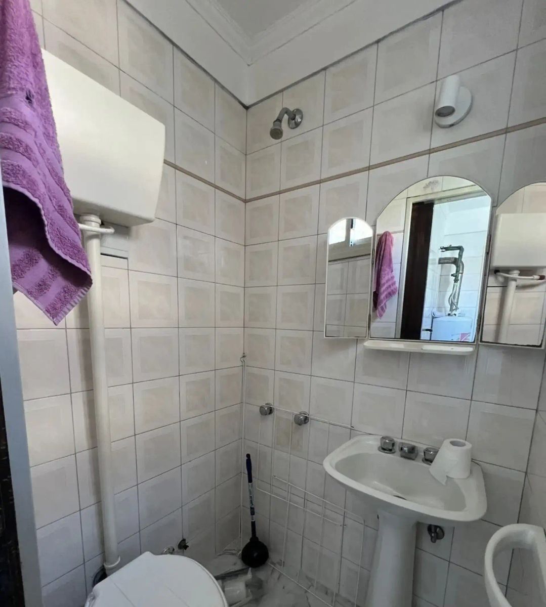 Bartolomé Mitre 700 · Morón — foto 18