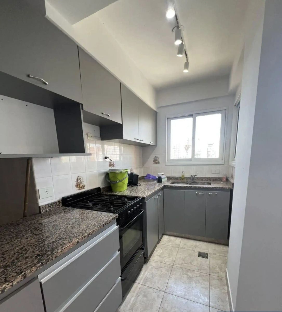 Bartolomé Mitre 700 · Morón — foto 9