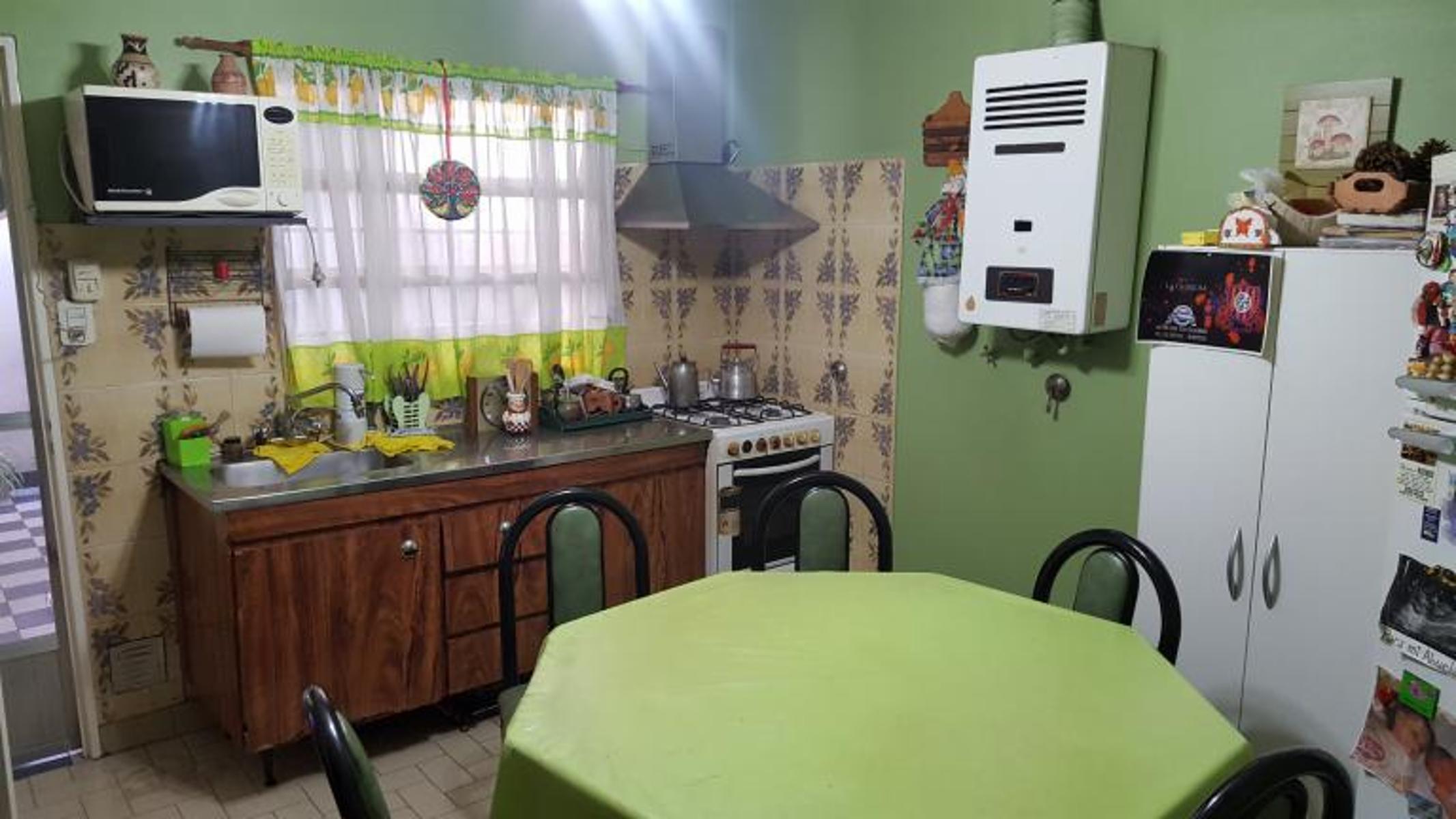 Soldado Caballero 8600 · Tres De Febrero — foto 3