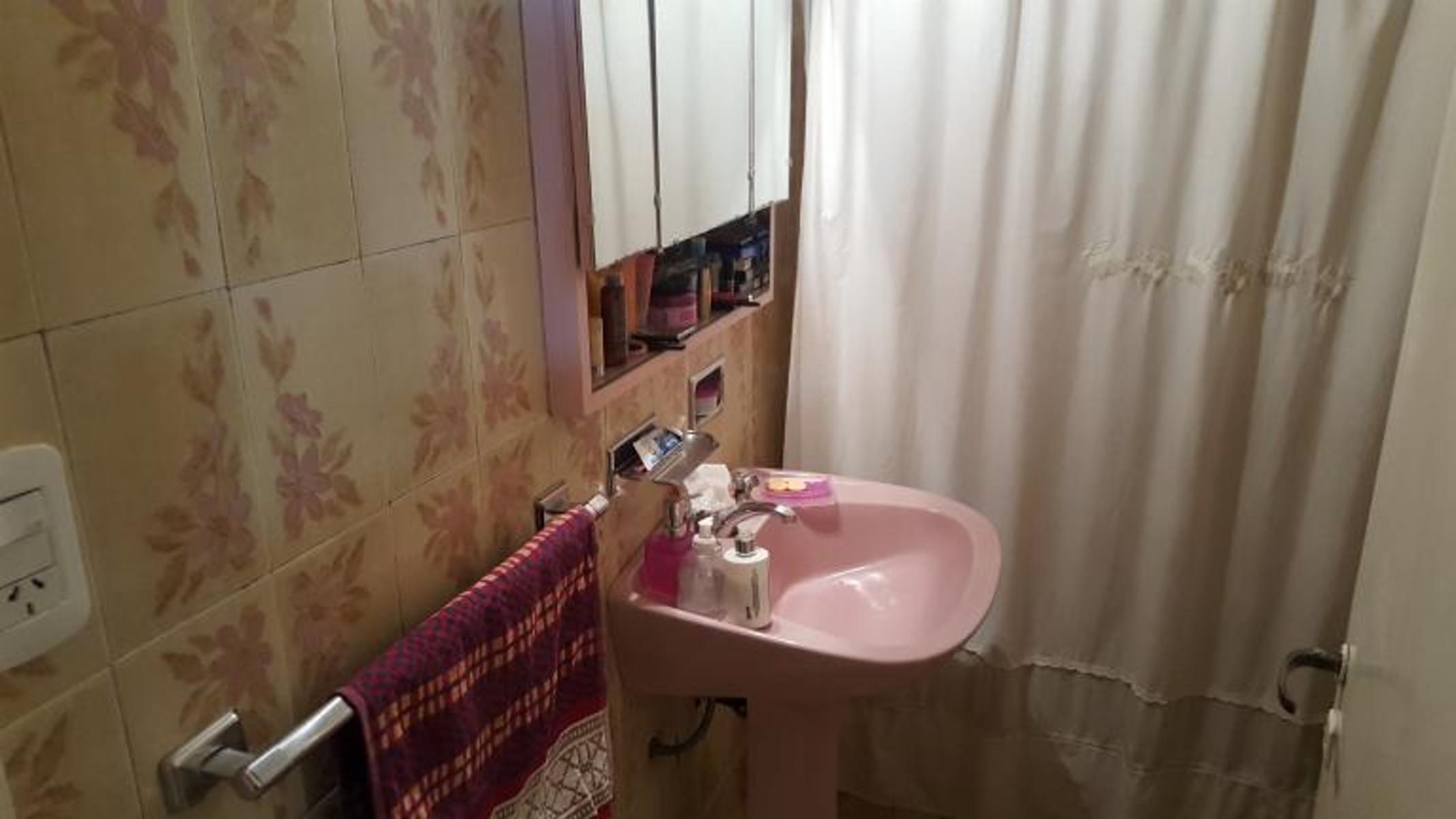 Soldado Caballero 8600 · Tres De Febrero — foto 4