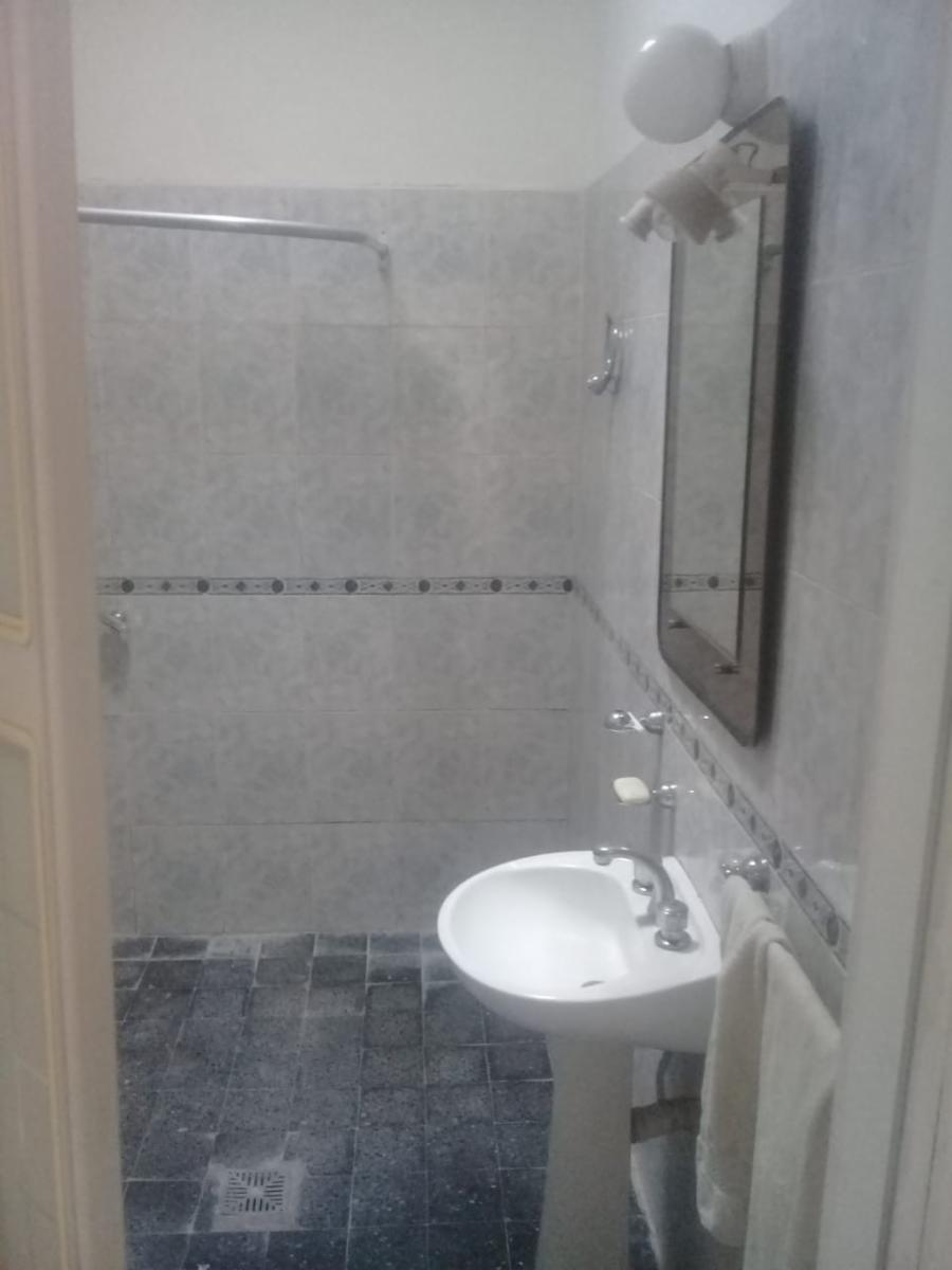 HAEFREINGUE 1092 · Morón — foto 6