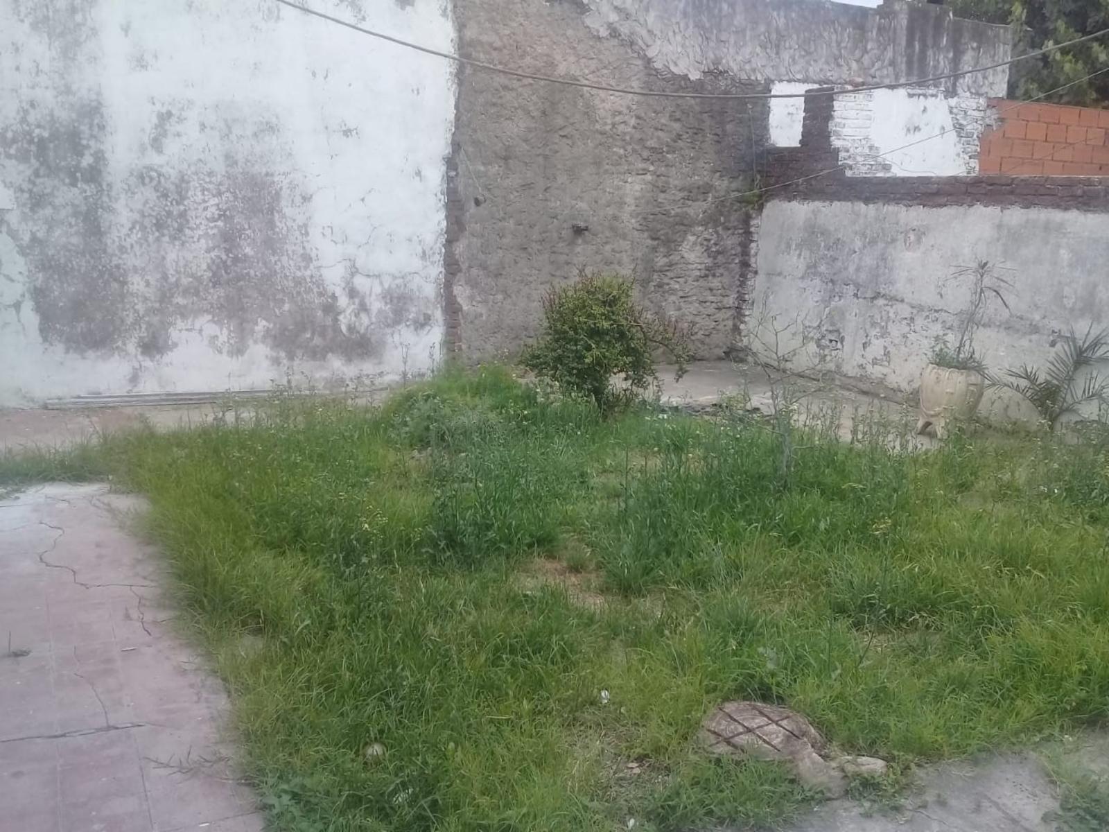 HAEFREINGUE 1092 · Morón — foto 7