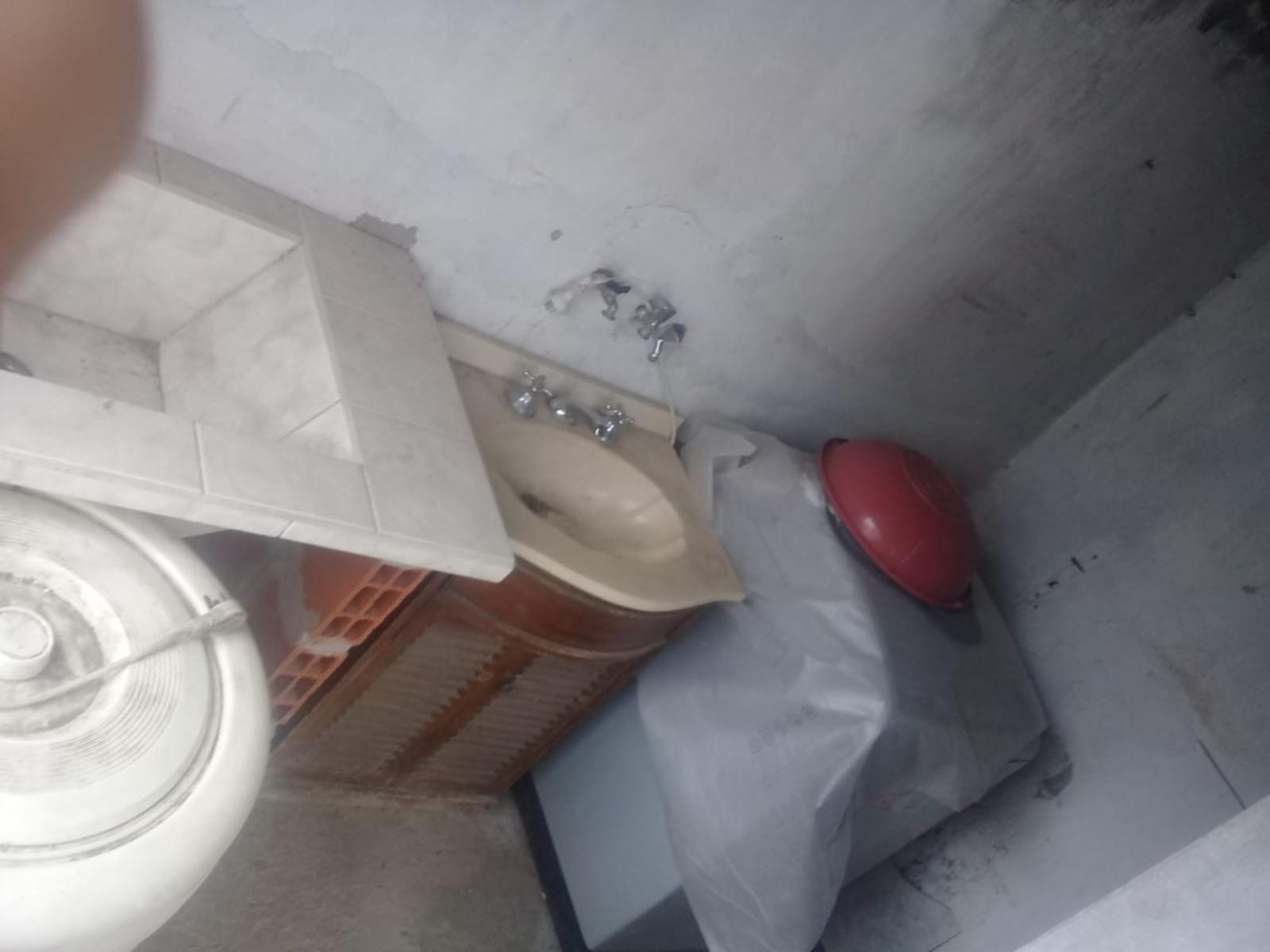 HAEFREINGUE 1092 · Morón — foto 9
