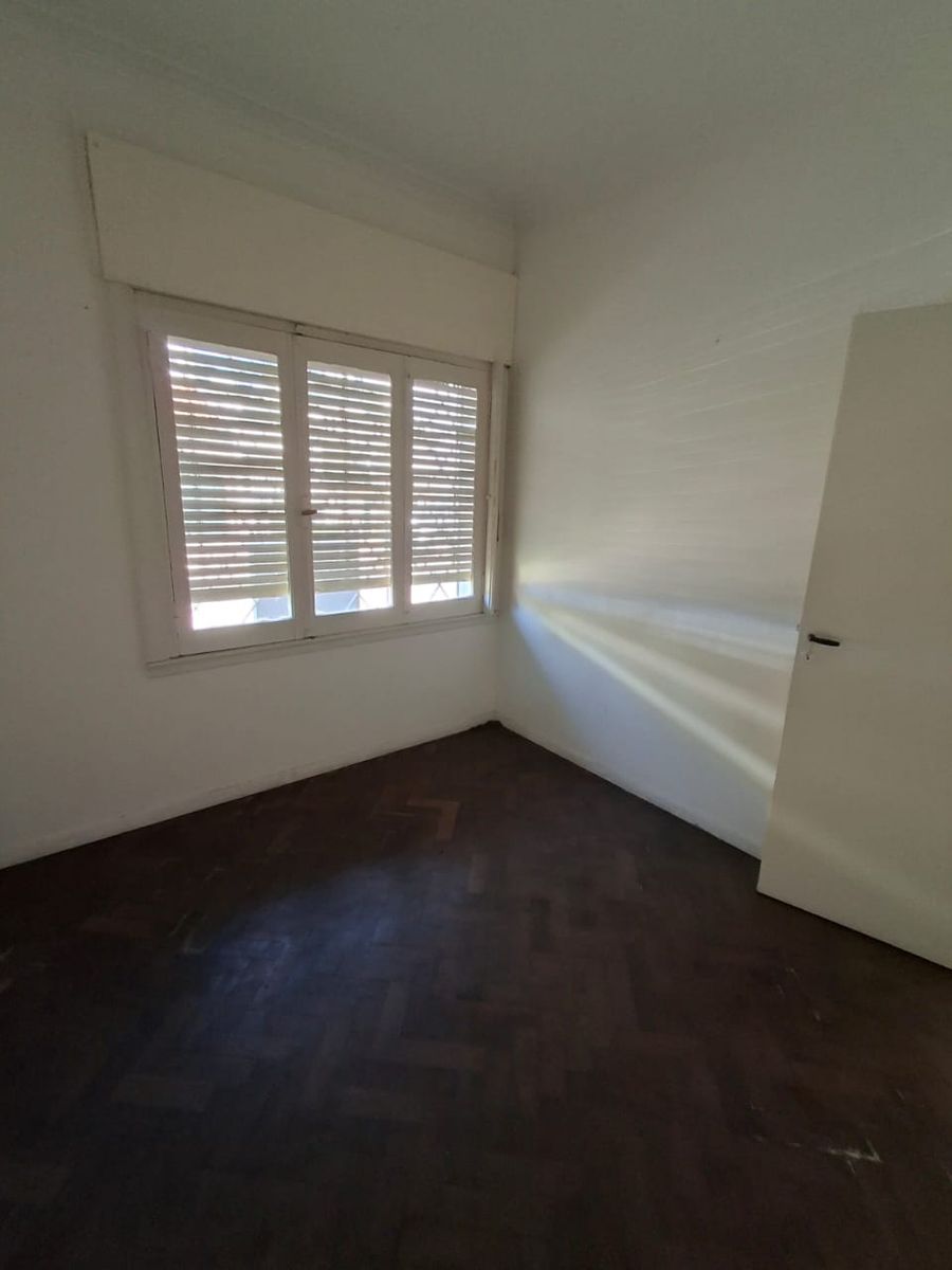 AVELLANEDA 400 · Almirante Brown — foto 18