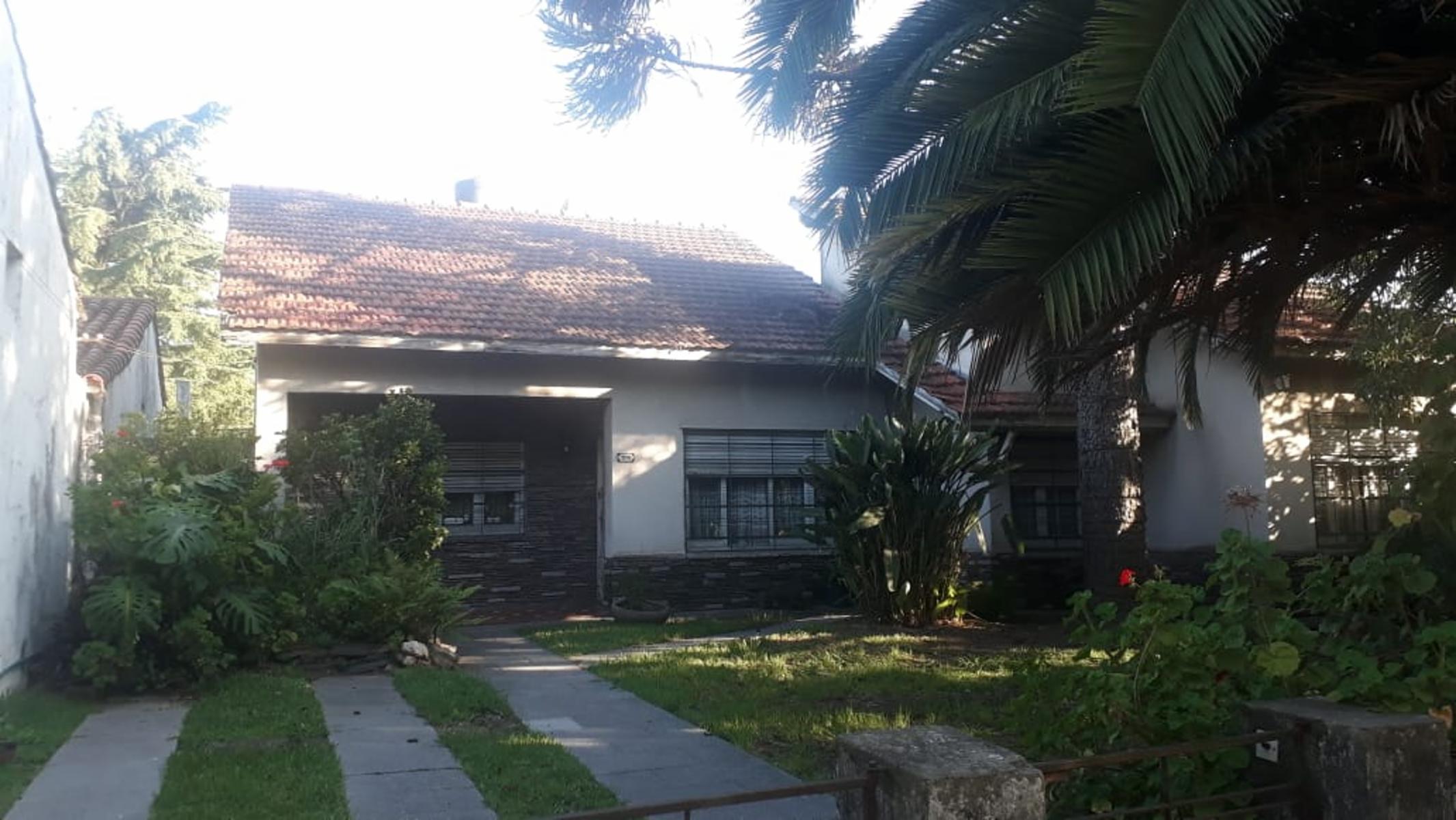 Murature 1218 · Almirante Brown — foto 3