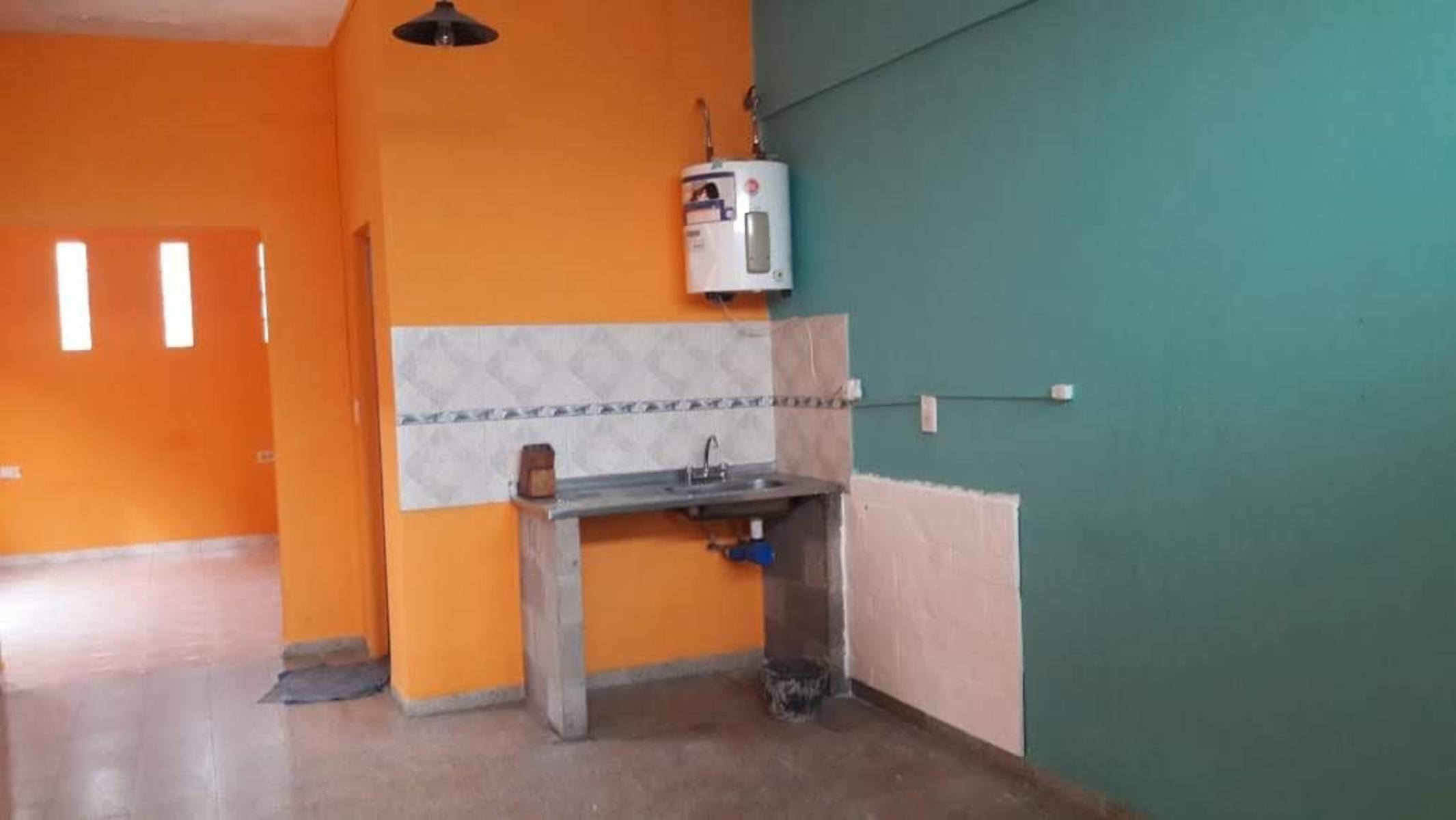Seis departamentos en venta en block en San Justo