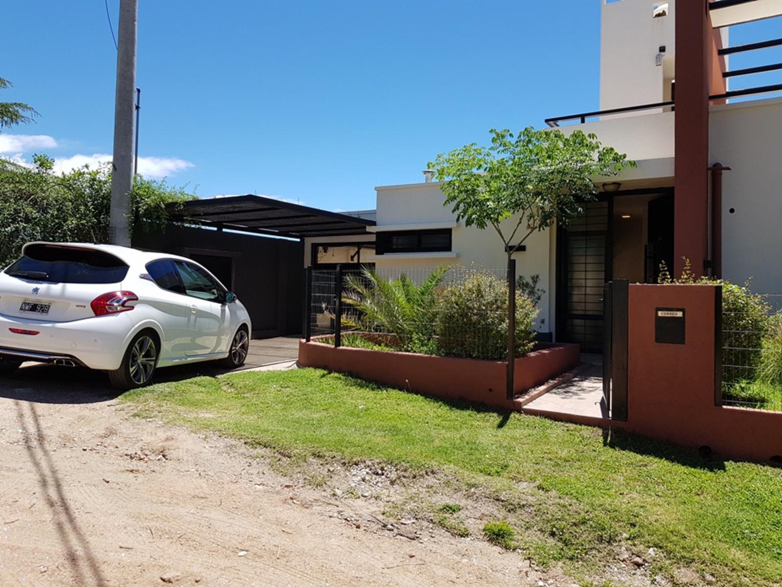Casa Villa del Lago 1072 · Punilla — foto 4