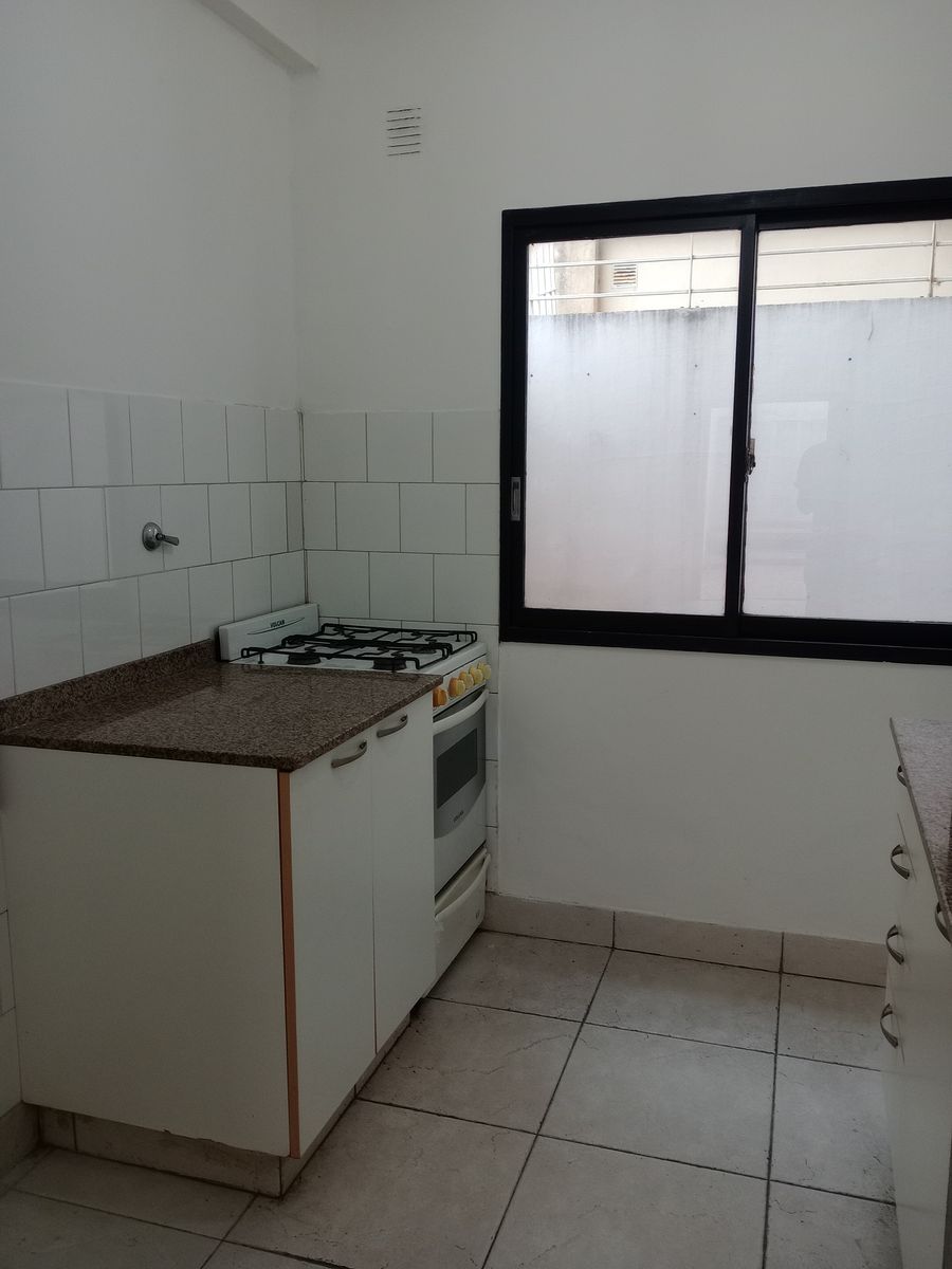 PTE PERON 757 · San Fernando — foto 7