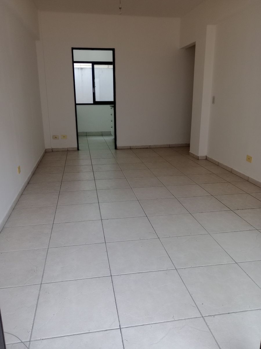 PTE PERON 757 · San Fernando — foto 9