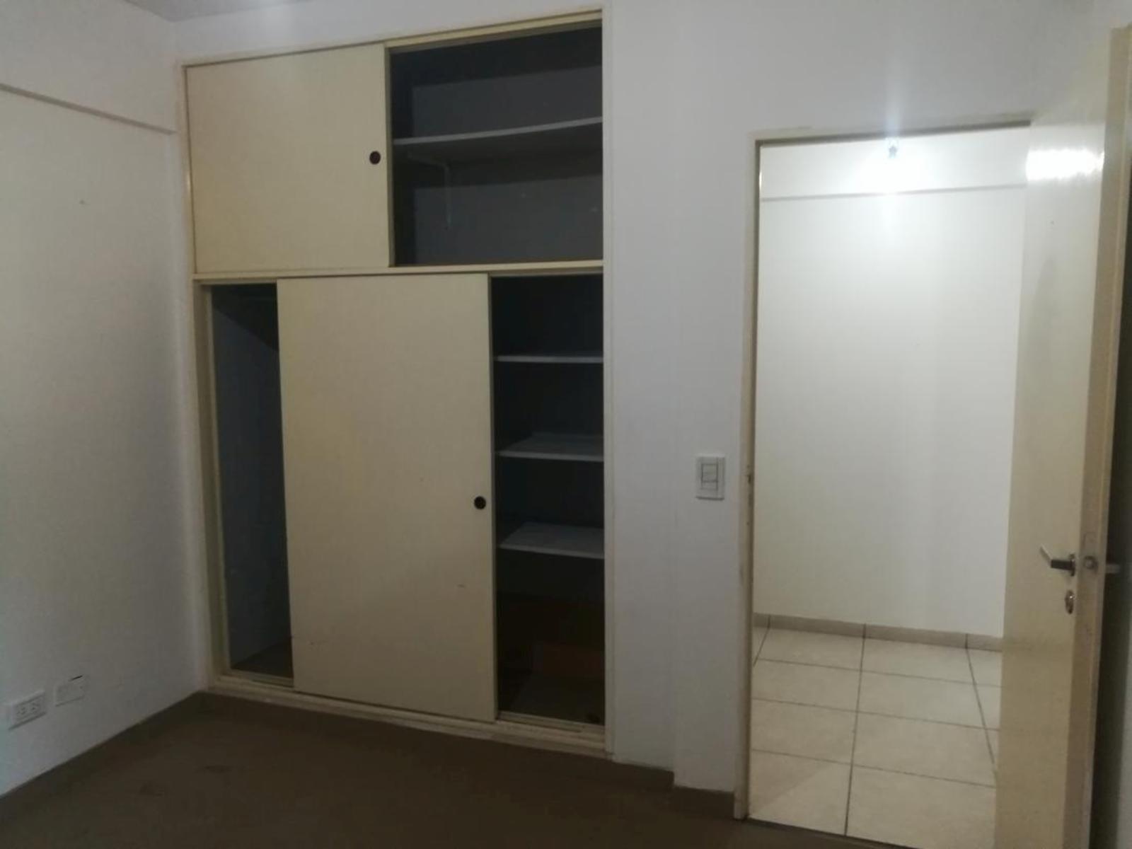 presidente peron 757 · San Fernando — foto 19