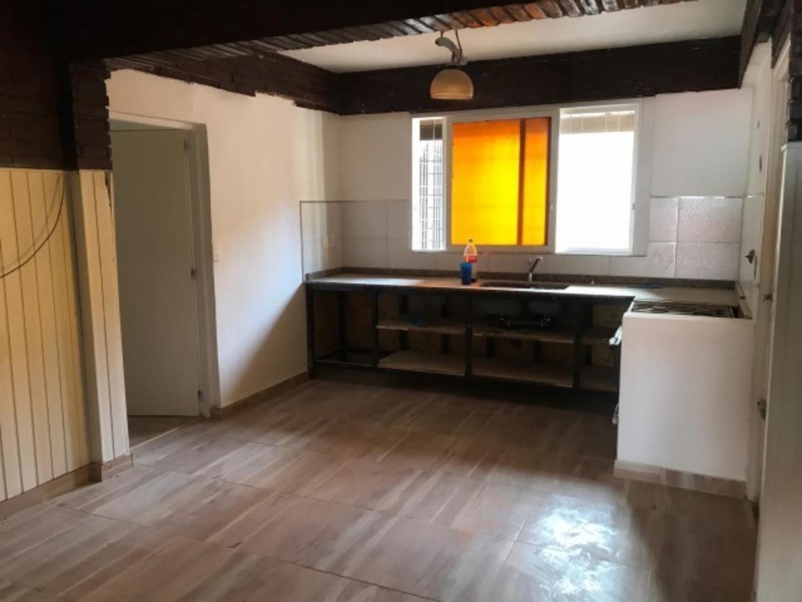CAPDEVILA 7485 · San Martín — foto 8