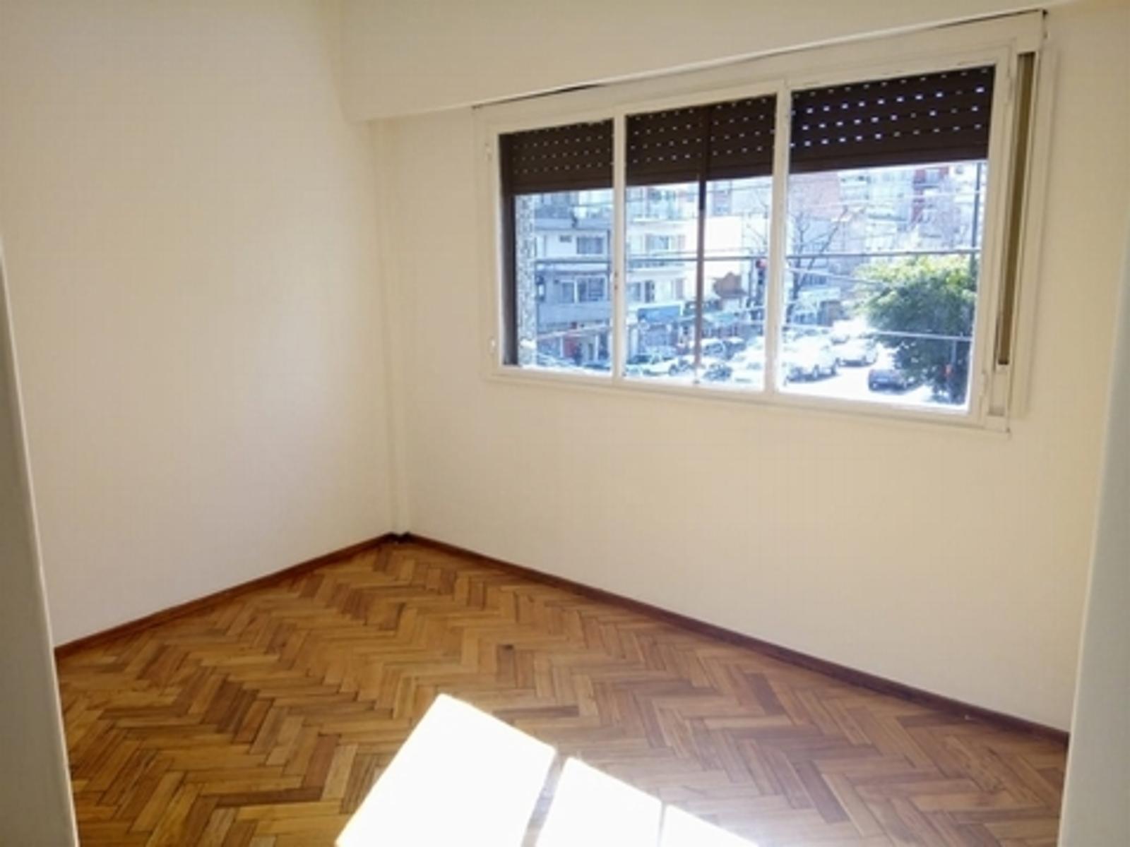 Superi al 2400 · Belgrano — foto 10