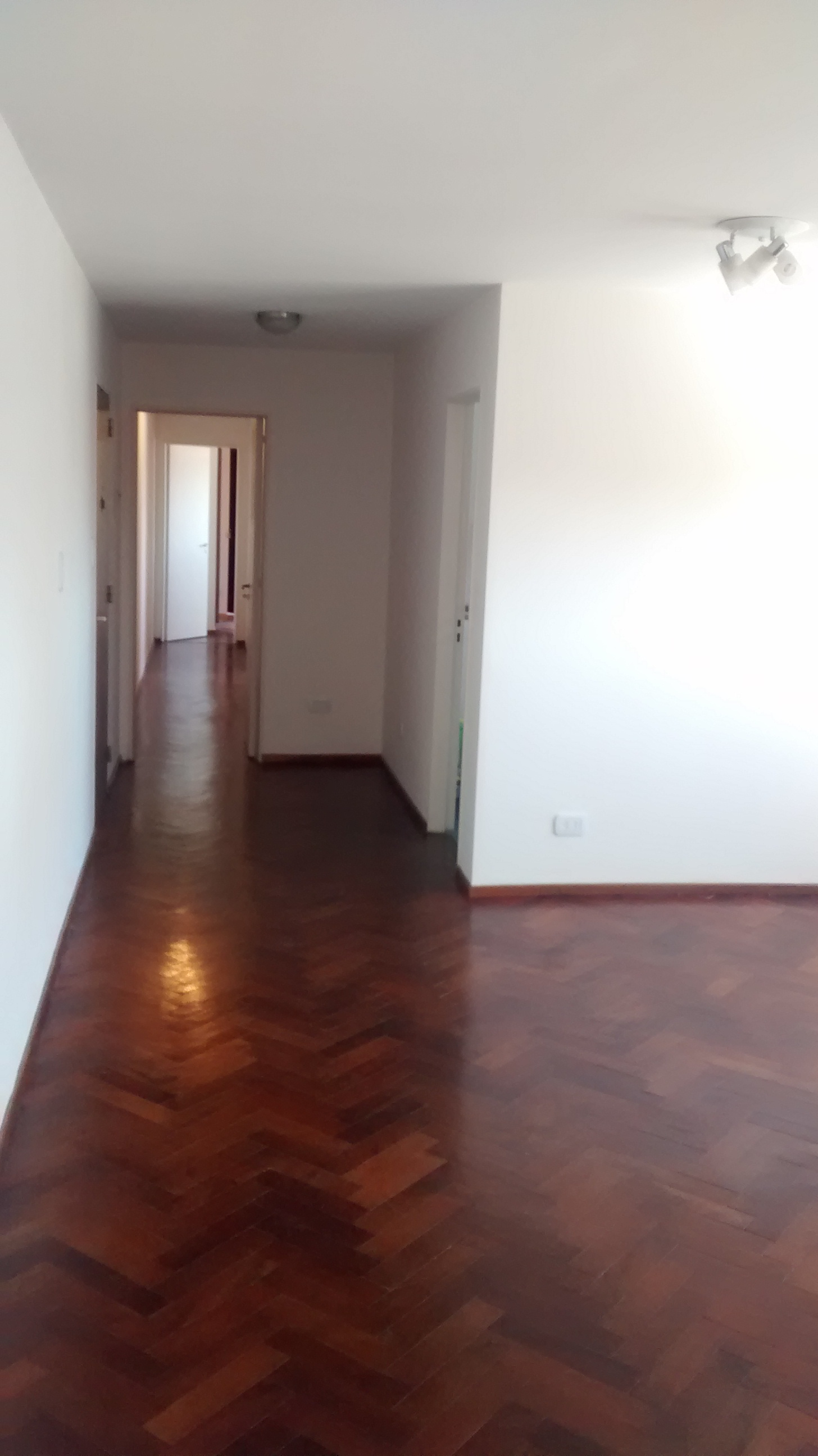 Constitución 830 · Río Cuarto — foto 3