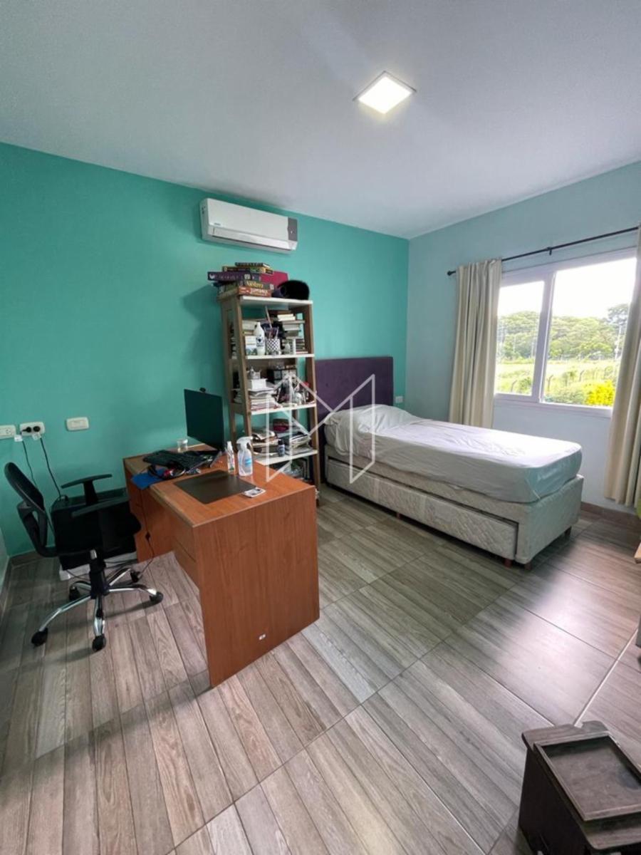 EN VENTA CASA DE 4 DORMITORIOS EN BARRIO CERRADO PLAZA PERU · Capital — foto 8