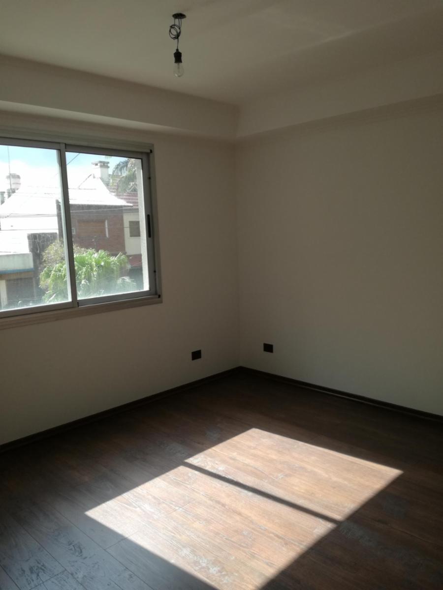 Miraflores 100 · Morón — foto 18