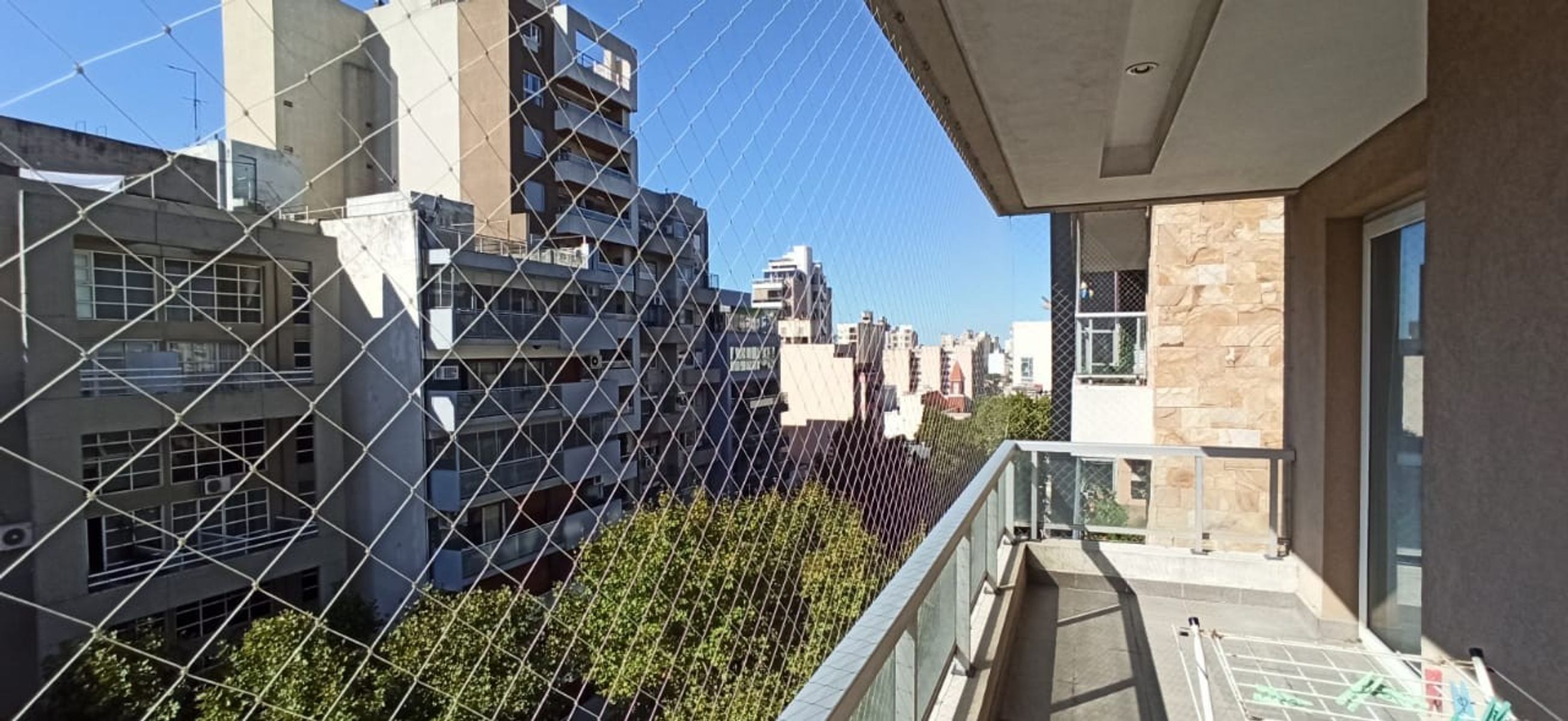 GOB. IRIGOYEN 170 · Lanús — foto 19