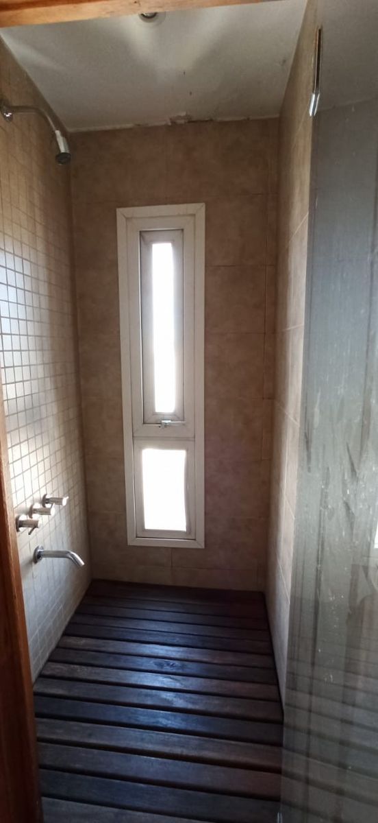 GOB. IRIGOYEN 170 · Lanús — foto 64