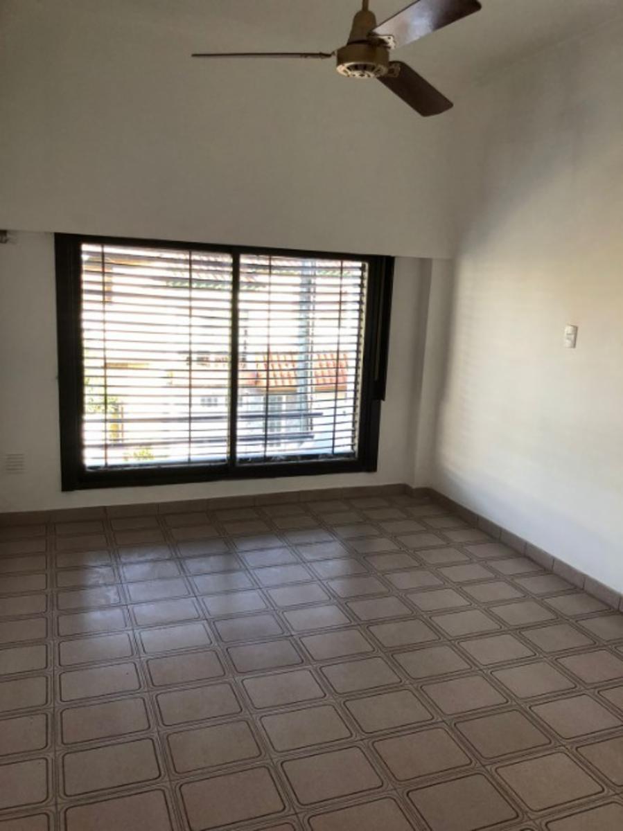C. Magdalena 707 · Morón — foto 15