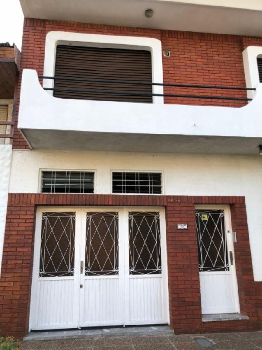 C. Magdalena 707 · Morón — foto 4