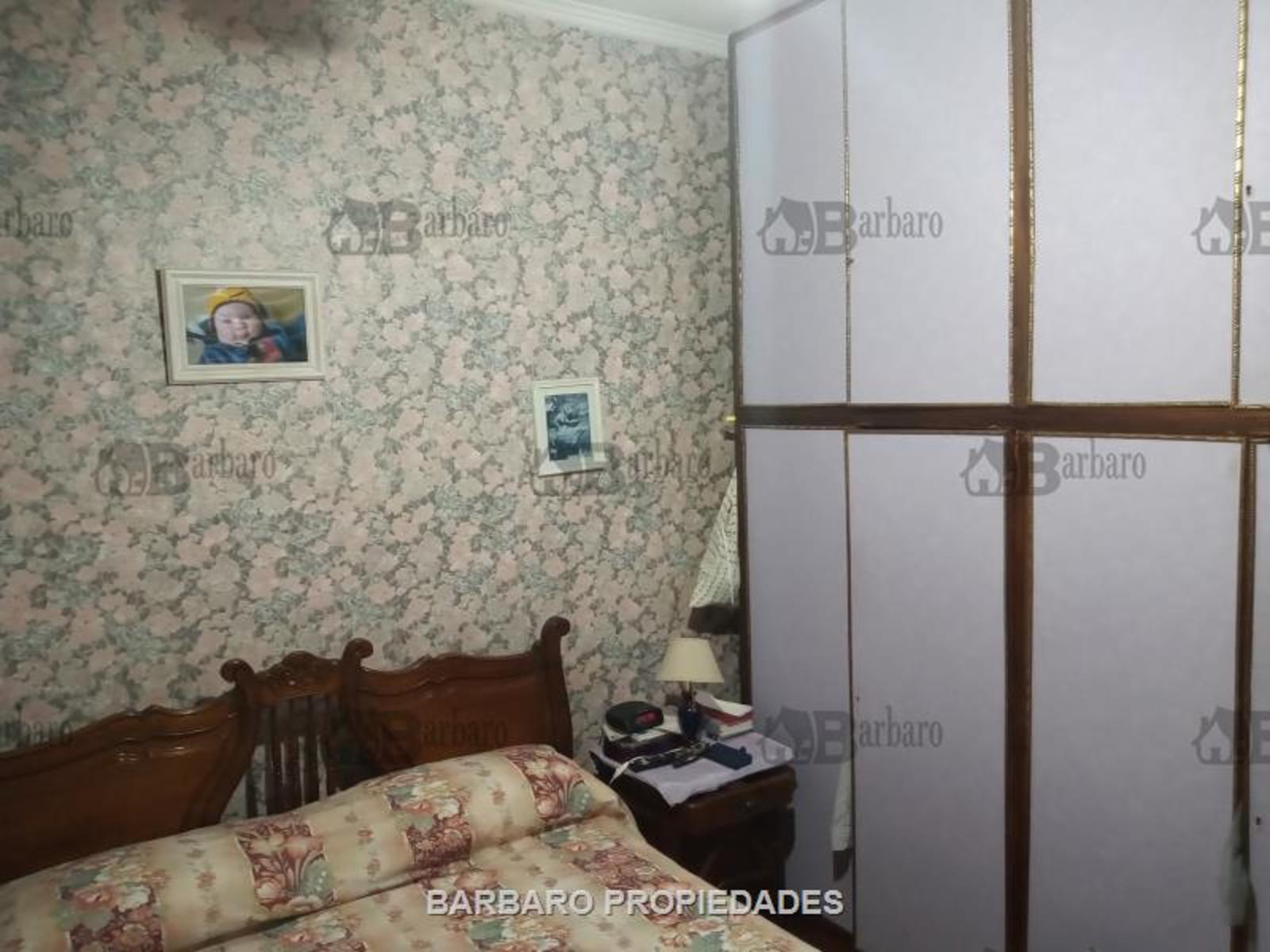 BARBARO VENDE CASA EN VILLA MAIPU