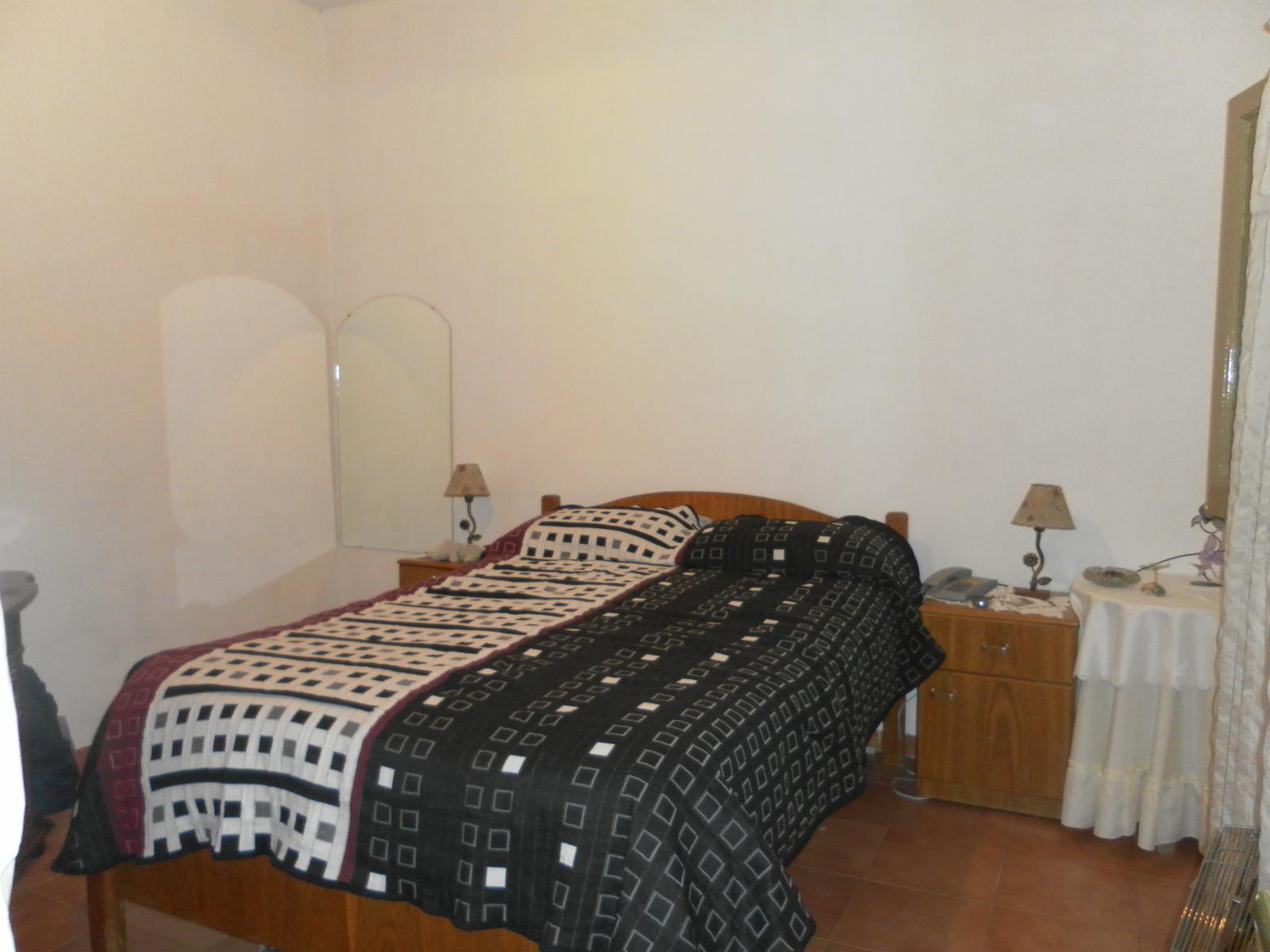 MERCEDES ALVAREZ 1000 · Morón — foto 3