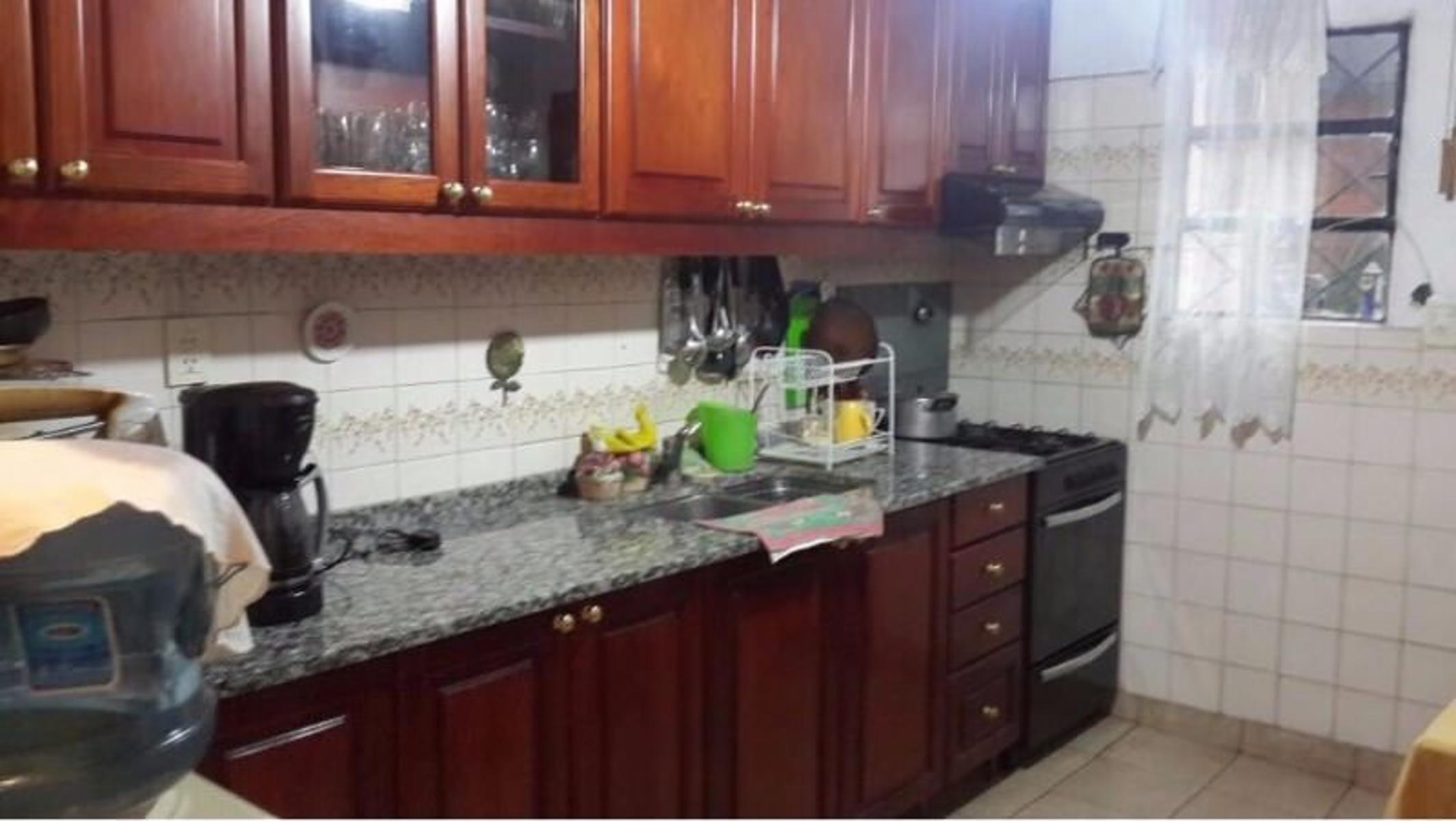 CAÑUELAS 2111 · Hurlingham — foto 9