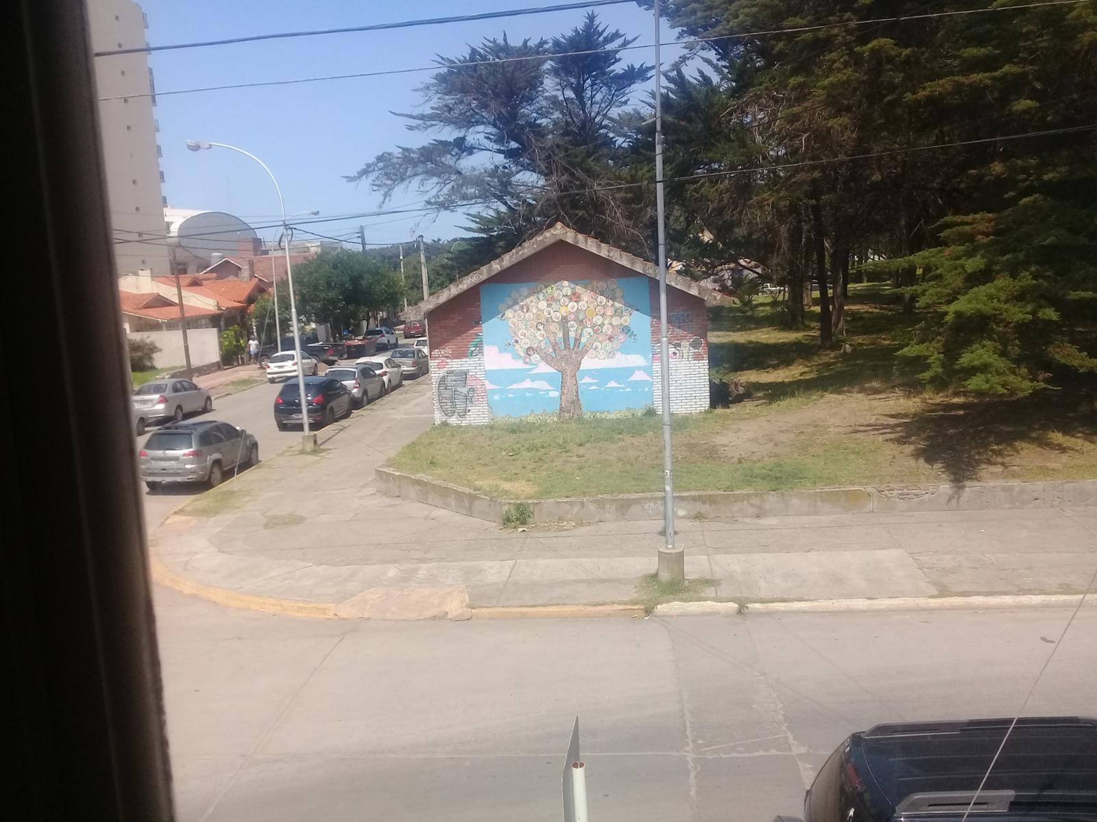 4 y 89 · Necochea — foto 5