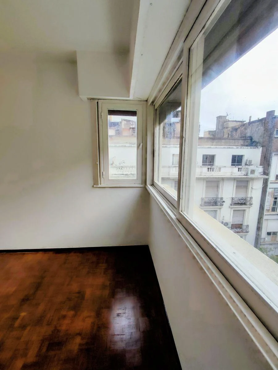 Hipólito Yrigoyen 2600 · Balvanera — foto 19