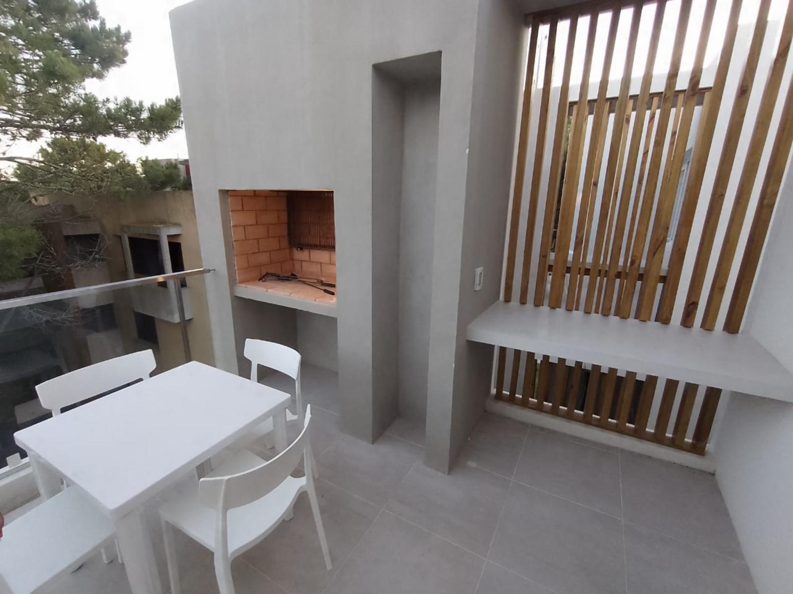 LAS GAVIOTAS - Calle 28 y Punta Indio · Villa Gesell — foto 9