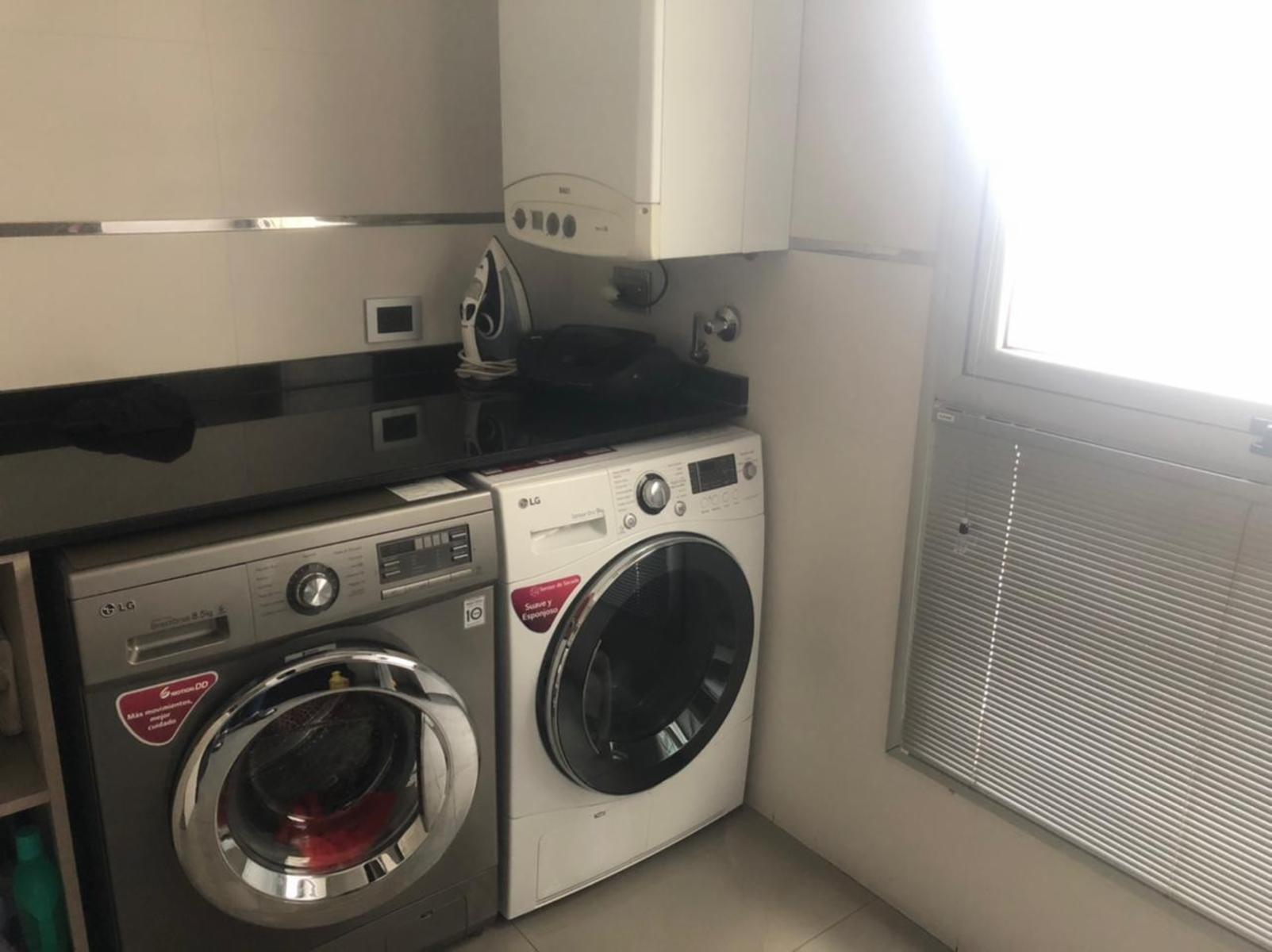 RAMON L FALCON 5900 · Villa Luro — foto 15