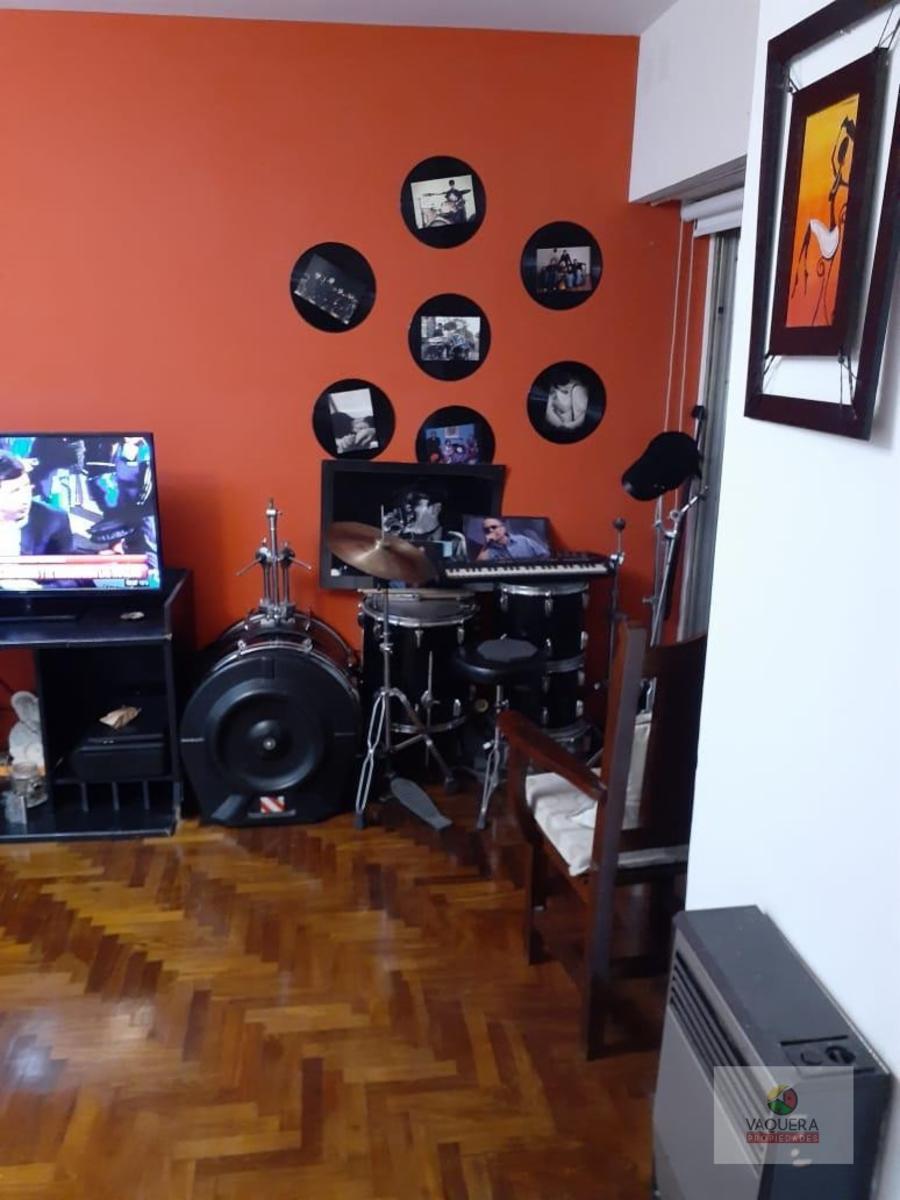 Roque Saenz Peña   300 · San Isidro — foto 5