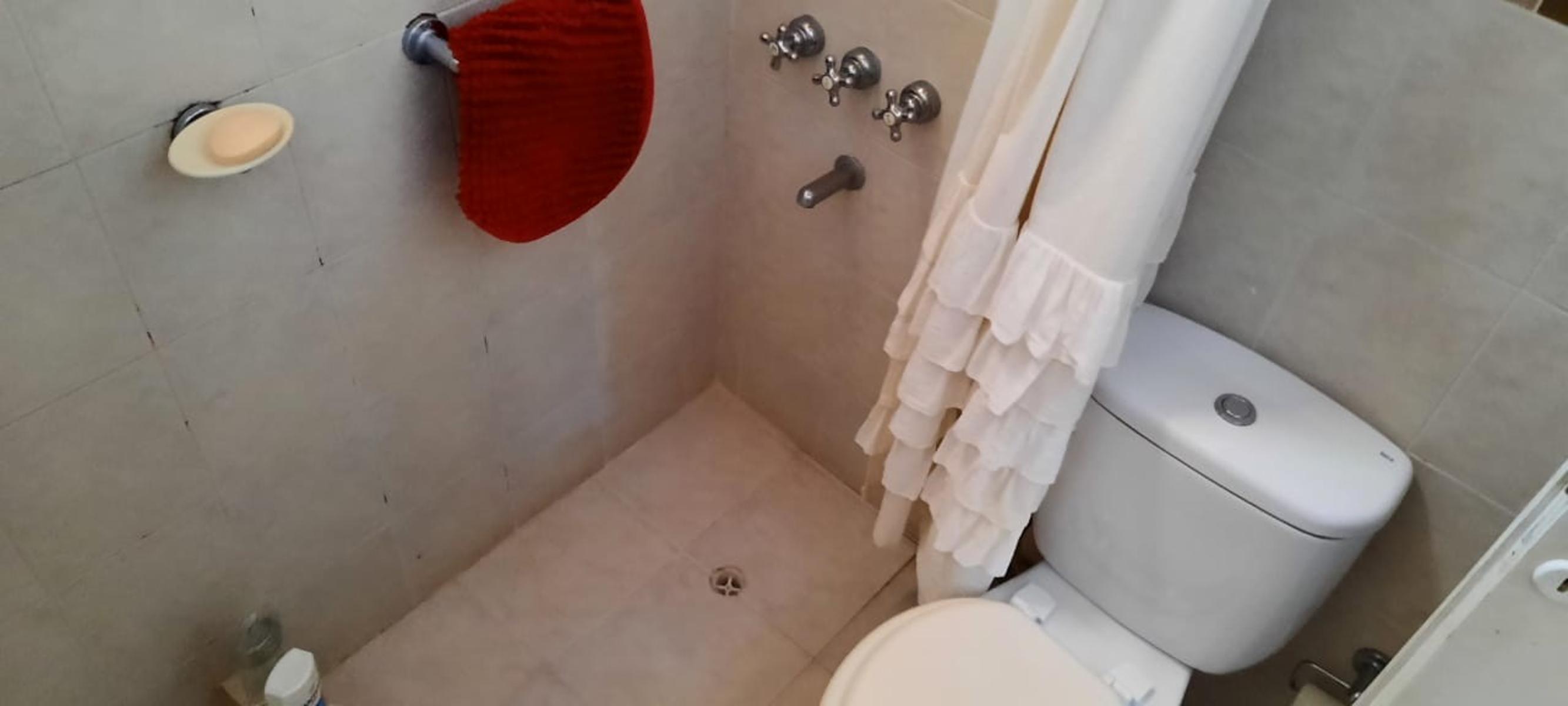 Gilberta Garcia 1358 · Deseado — foto 3