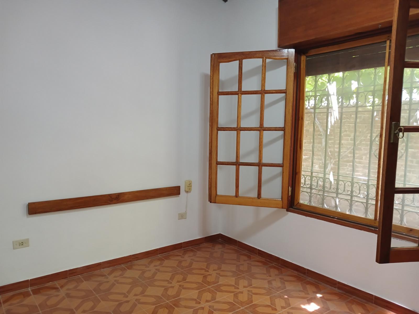 EVARISTO CARRIEGO 970 · Morón — foto 4