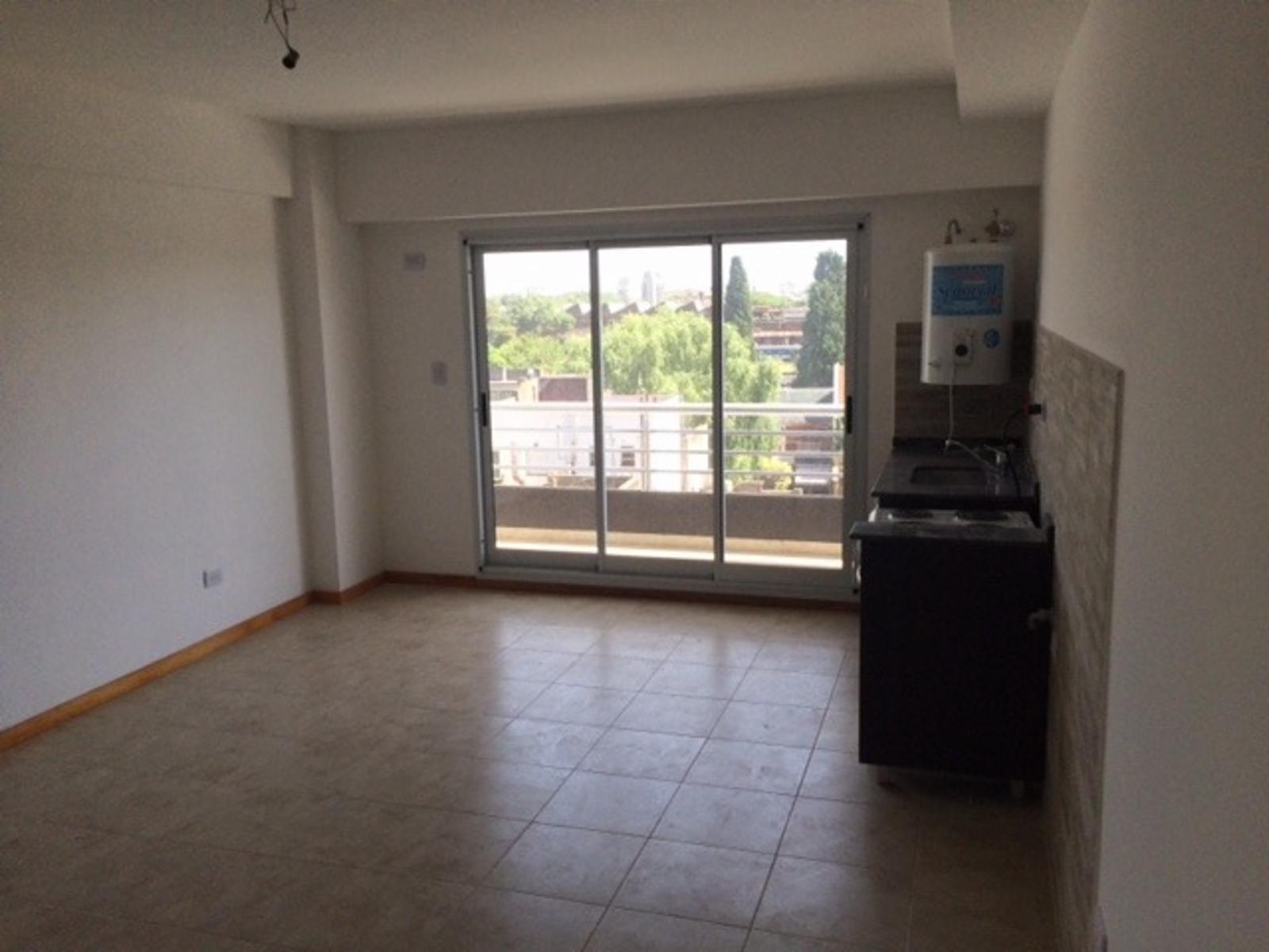 Rivadavia 10500 · Villa Luro — foto 5