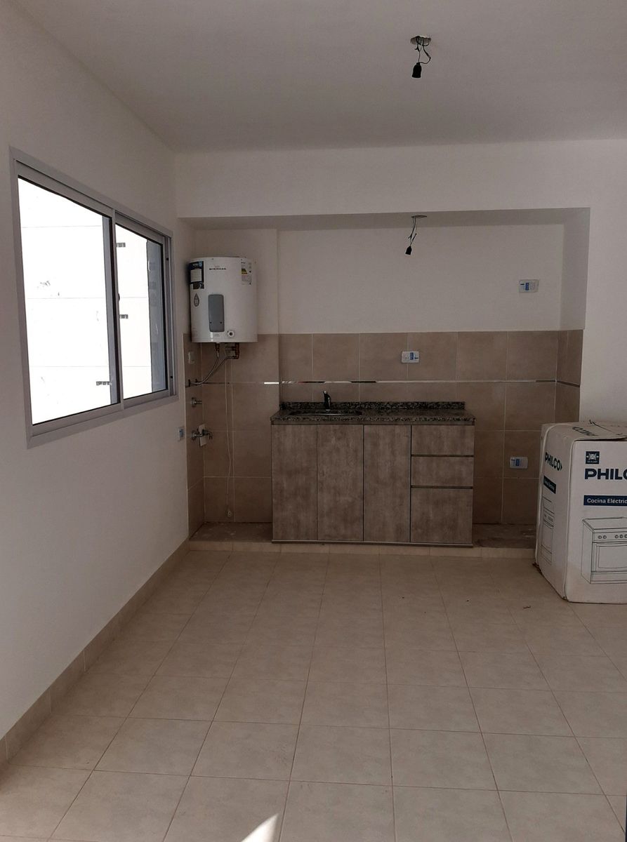 LOPE DE VEGA 1300 · Villa Luro — foto 12