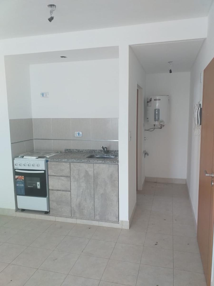 LOPE DE VEGA 1300 · Villa Luro — foto 3