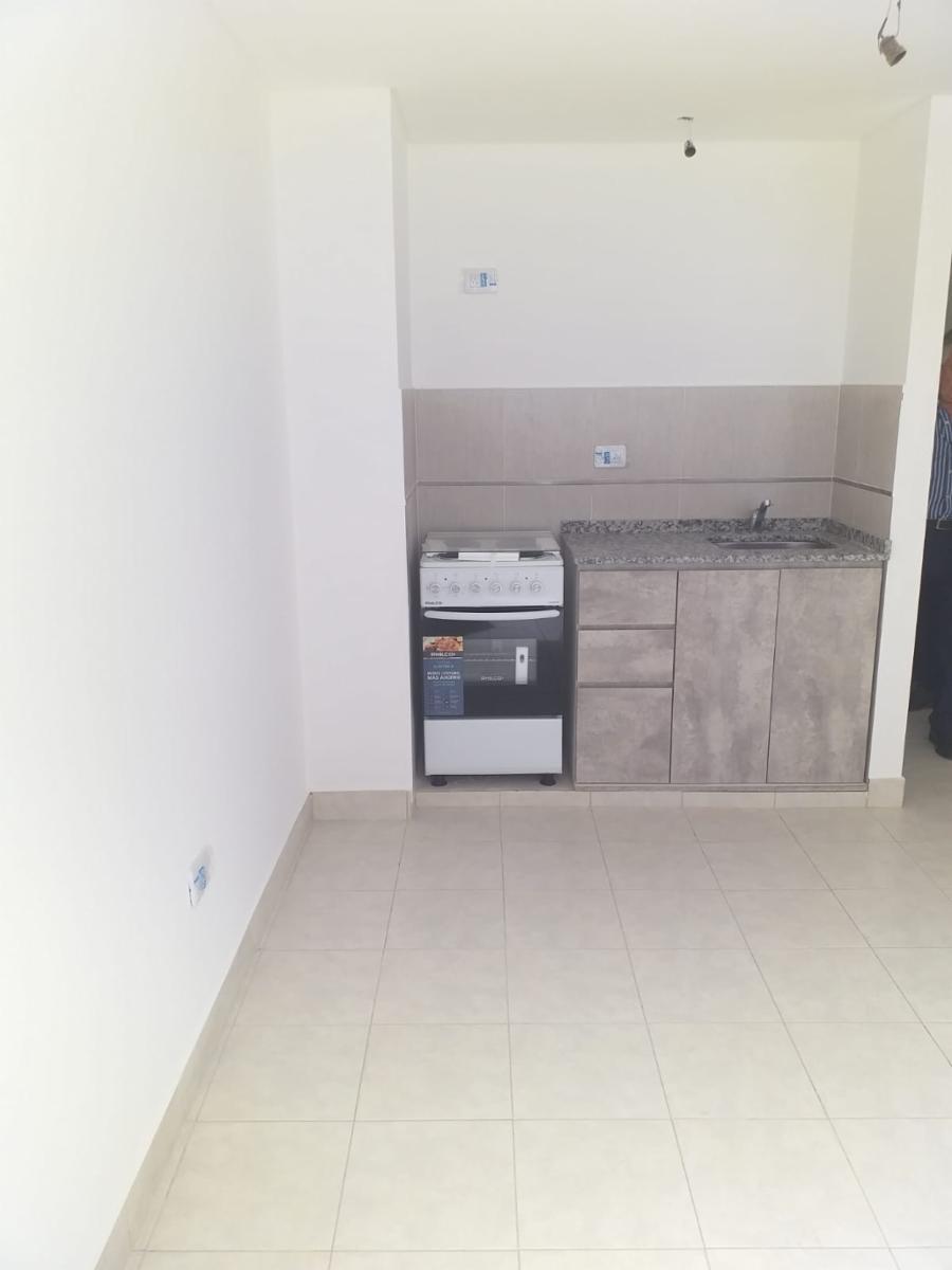 LOPE DE VEGA 1300 · Villa Luro — foto 6