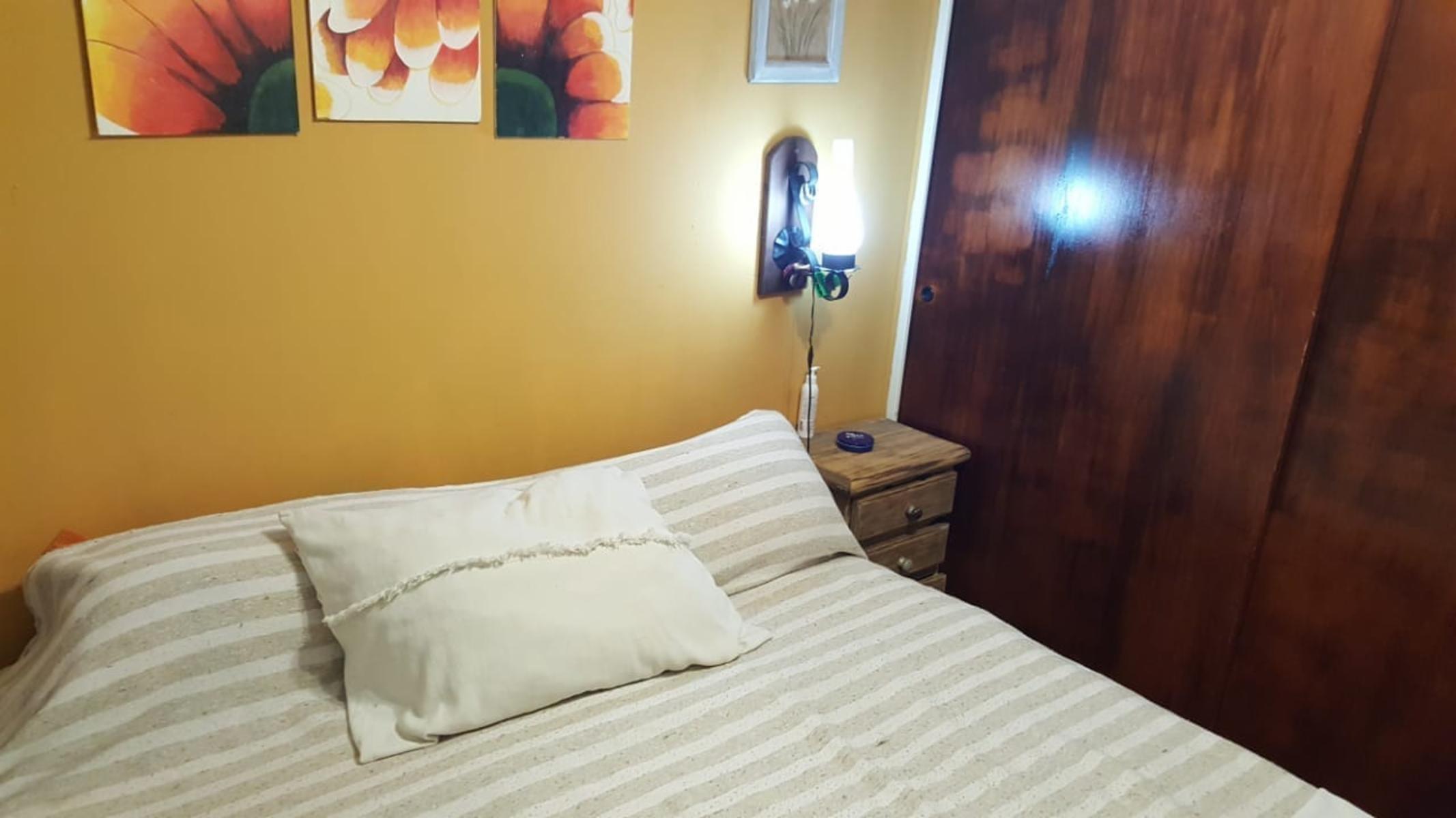 Venta de excelente PH en CASTELAR NORTE, sobre calle Florencio Sanchez al 2000