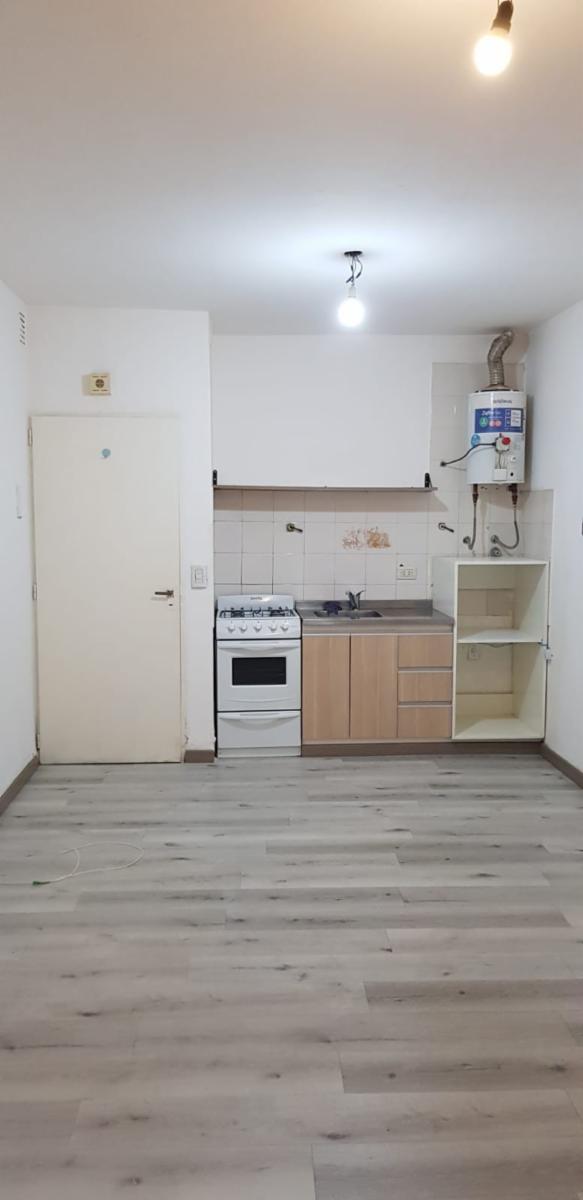 LLARRAYA 2236 · Mataderos — foto 3