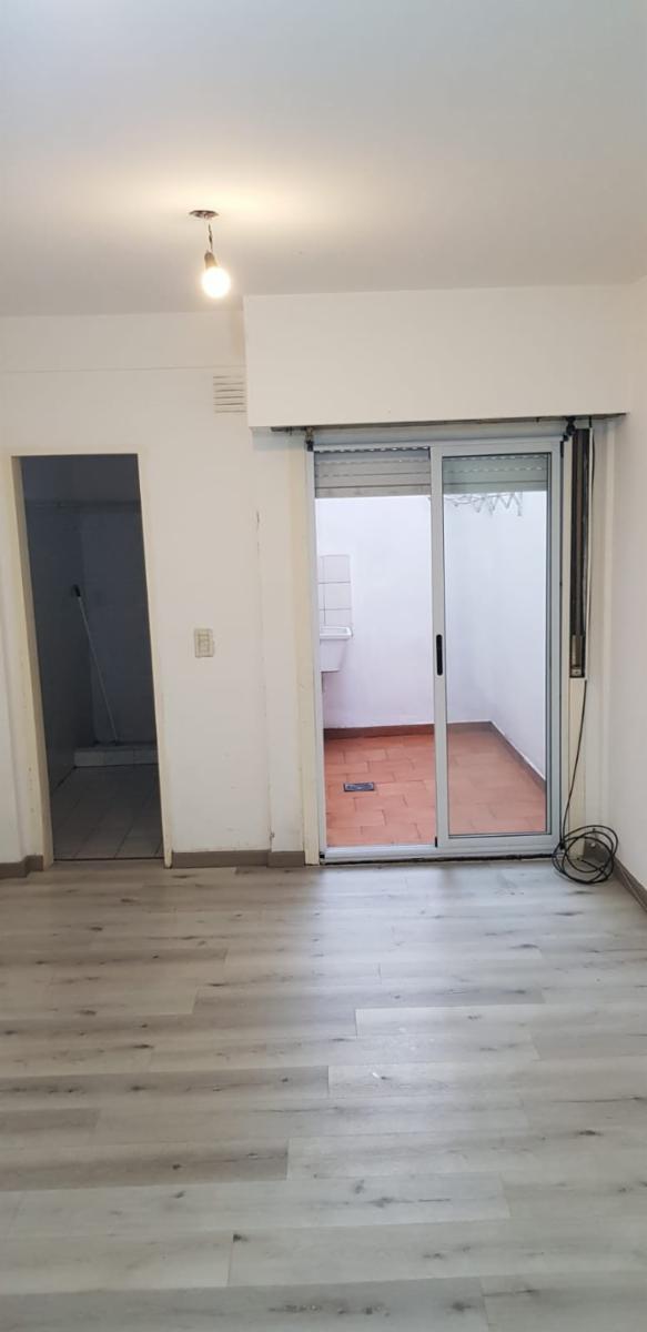 LLARRAYA 2236 · Mataderos — foto 4