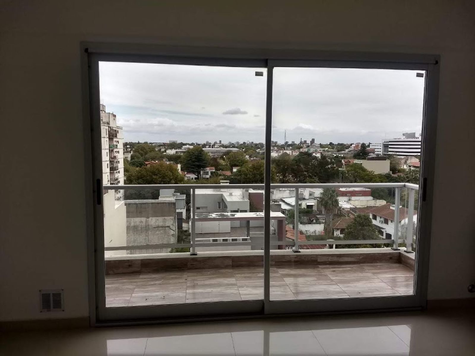 AV. VICENTE LOPEZ 468 · Quilmes — foto 20