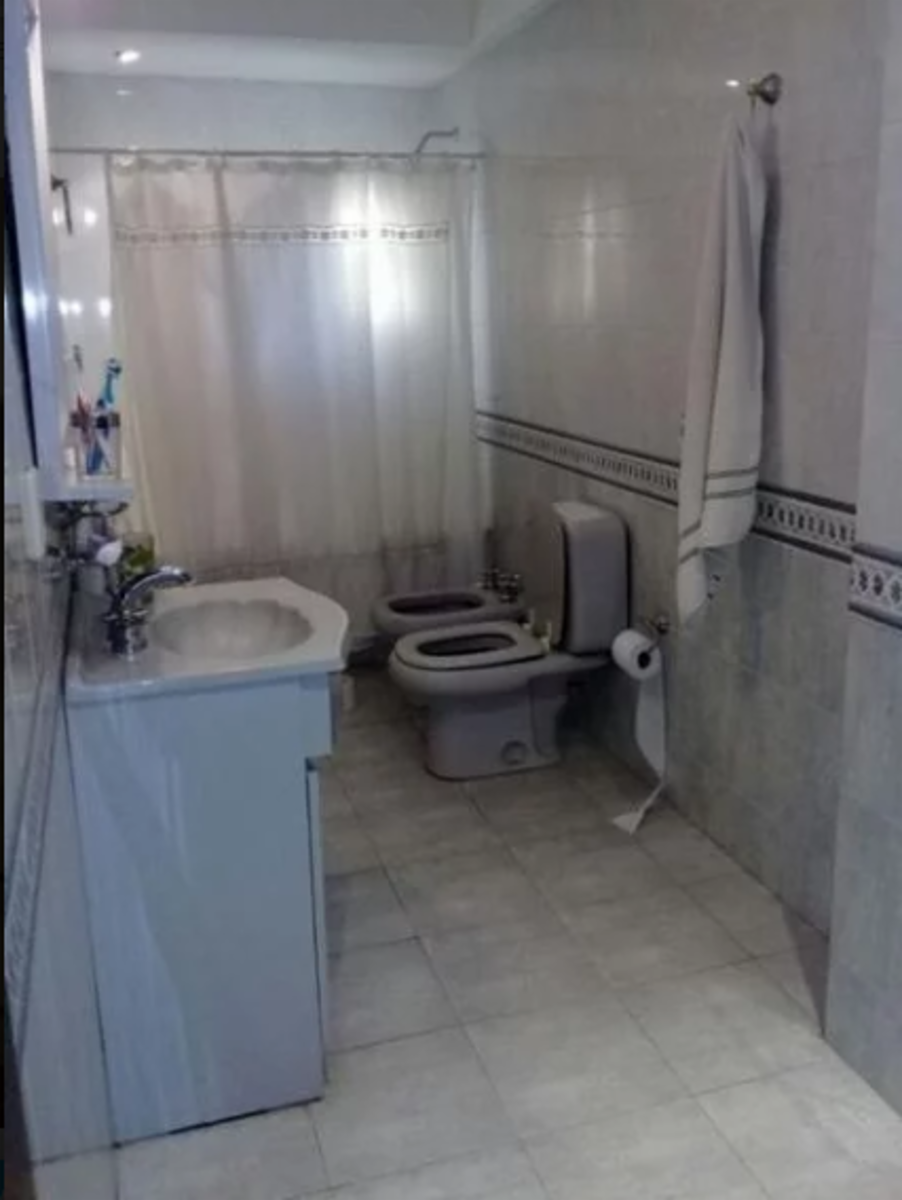 Santo Domingo 700 · Almirante Brown — foto 5