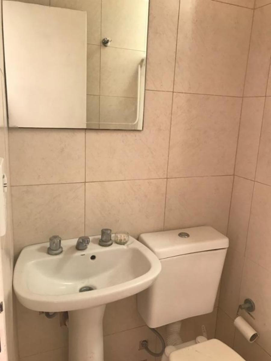 Remedios de escalada al 7500 · Tres De Febrero — foto 7